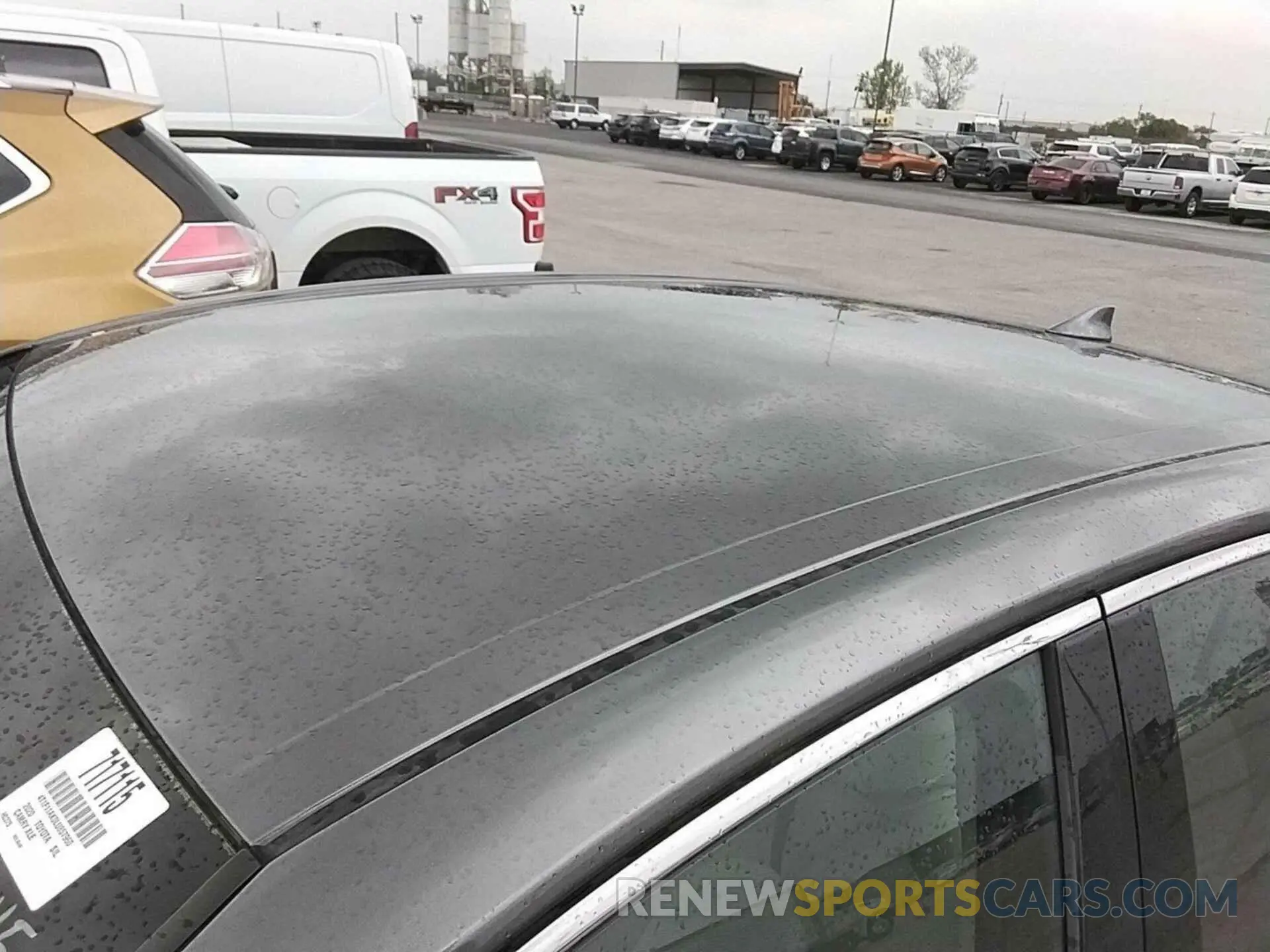 1 Photograph of a damaged car 4T1F11AK0LU857960 TOYOTA CAMRY 2020