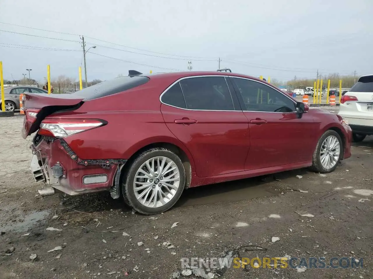 3 Photograph of a damaged car 4T1F11AK0LU865055 TOYOTA CAMRY 2020