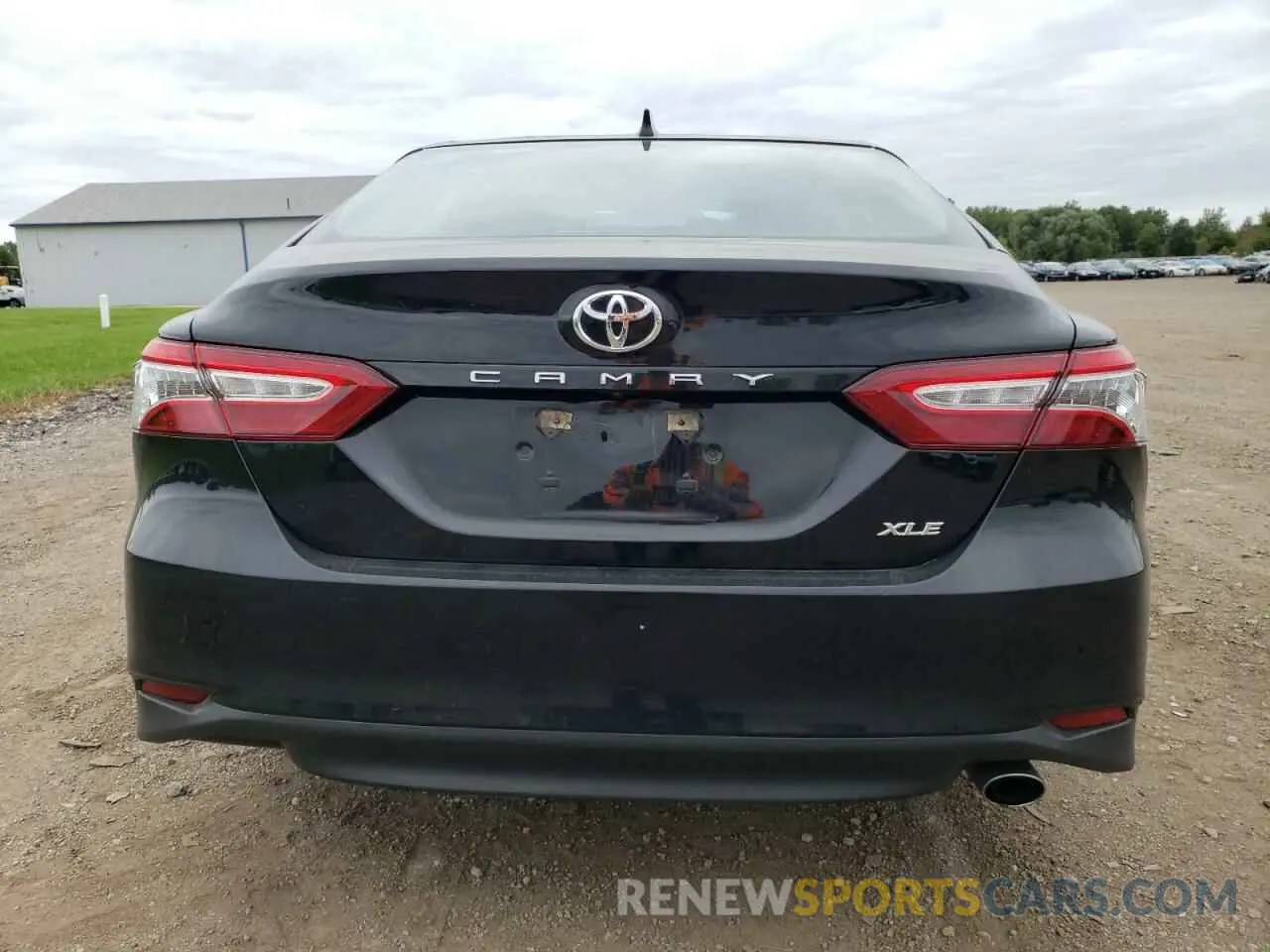 6 Photograph of a damaged car 4T1F11AK3LU974402 TOYOTA CAMRY 2020
