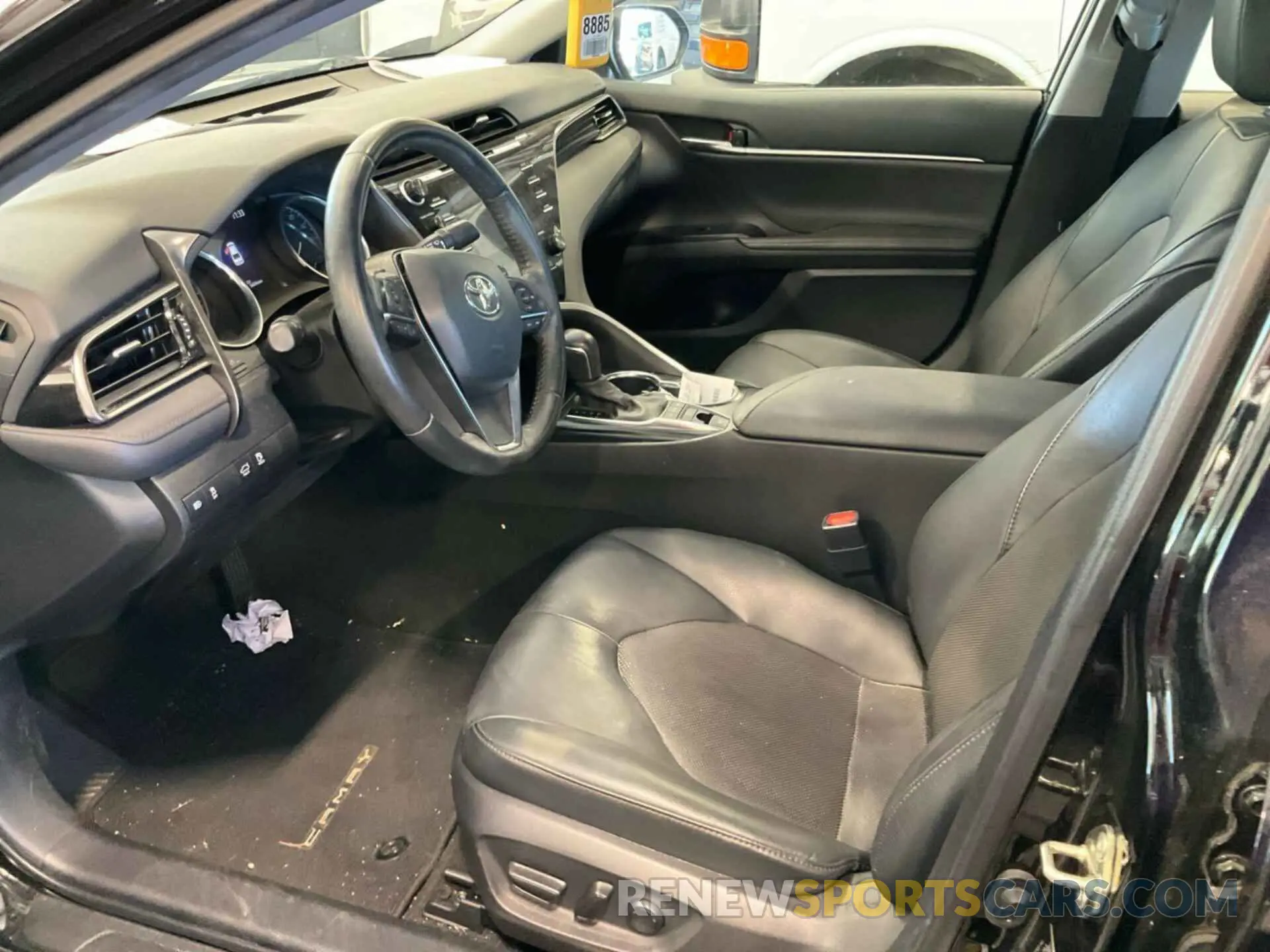 28 Фотография поврежденного автомобиля 4T1F11AK5LU943085 TOYOTA CAMRY 2020