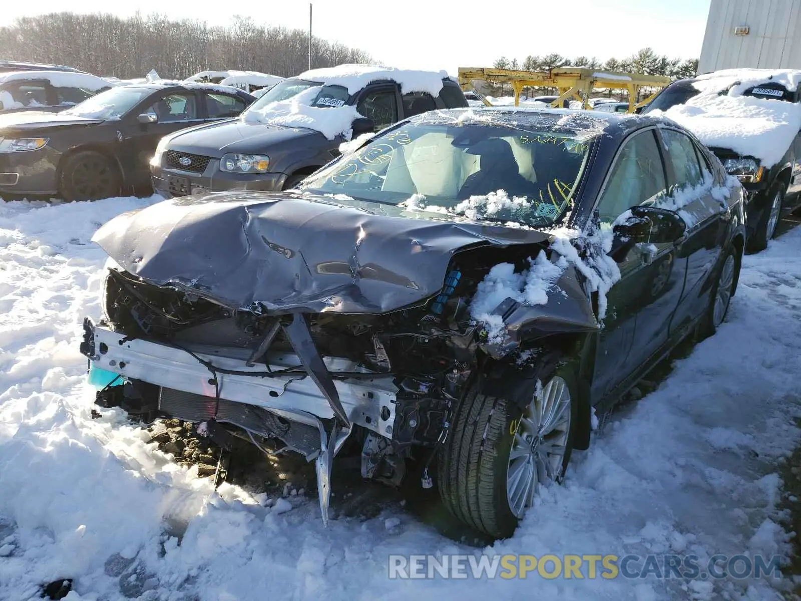 2 Photograph of a damaged car 4T1F11AK6LU339822 TOYOTA CAMRY 2020