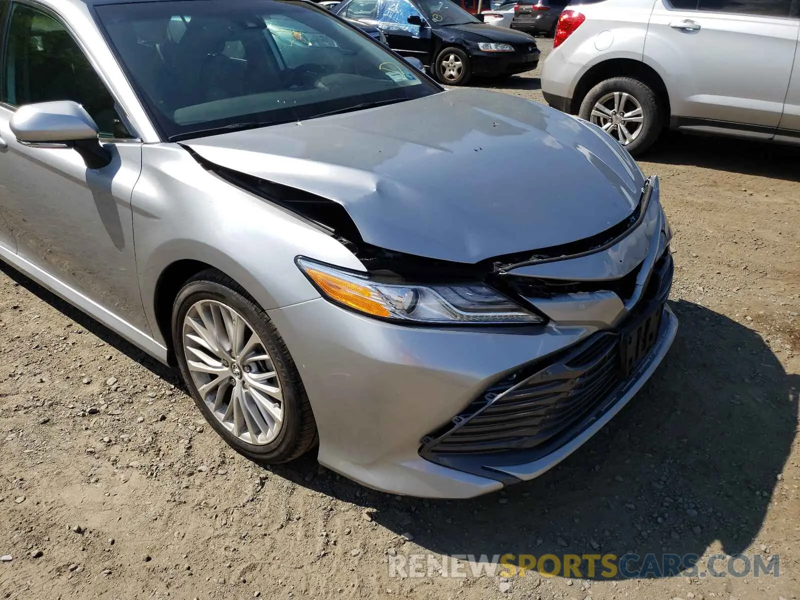 9 Фотография поврежденного автомобиля 4T1F11AK7LU864260 TOYOTA CAMRY 2020