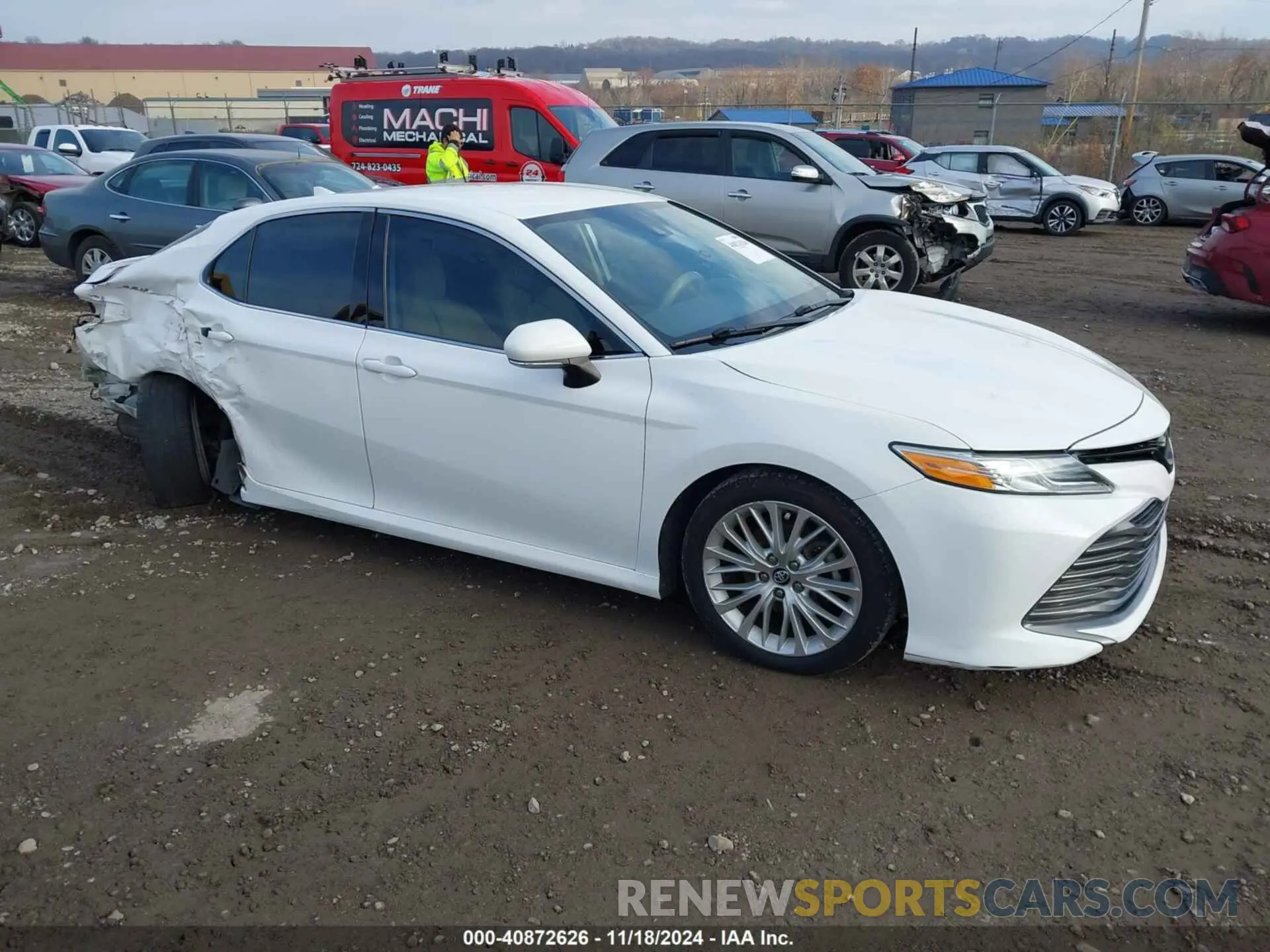 1 Фотография поврежденного автомобиля 4T1F11AKXLU886883 TOYOTA CAMRY 2020
