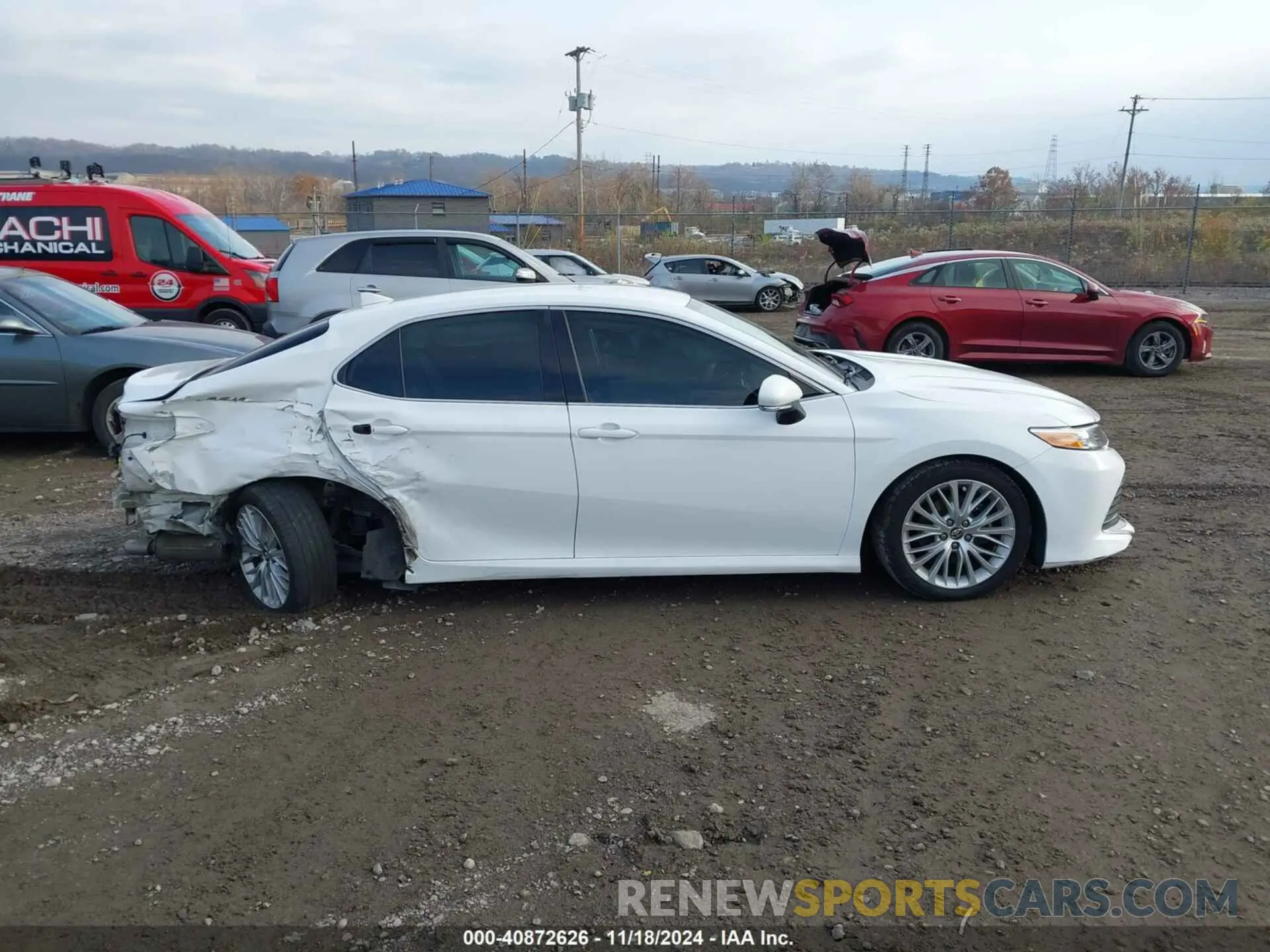 14 Фотография поврежденного автомобиля 4T1F11AKXLU886883 TOYOTA CAMRY 2020