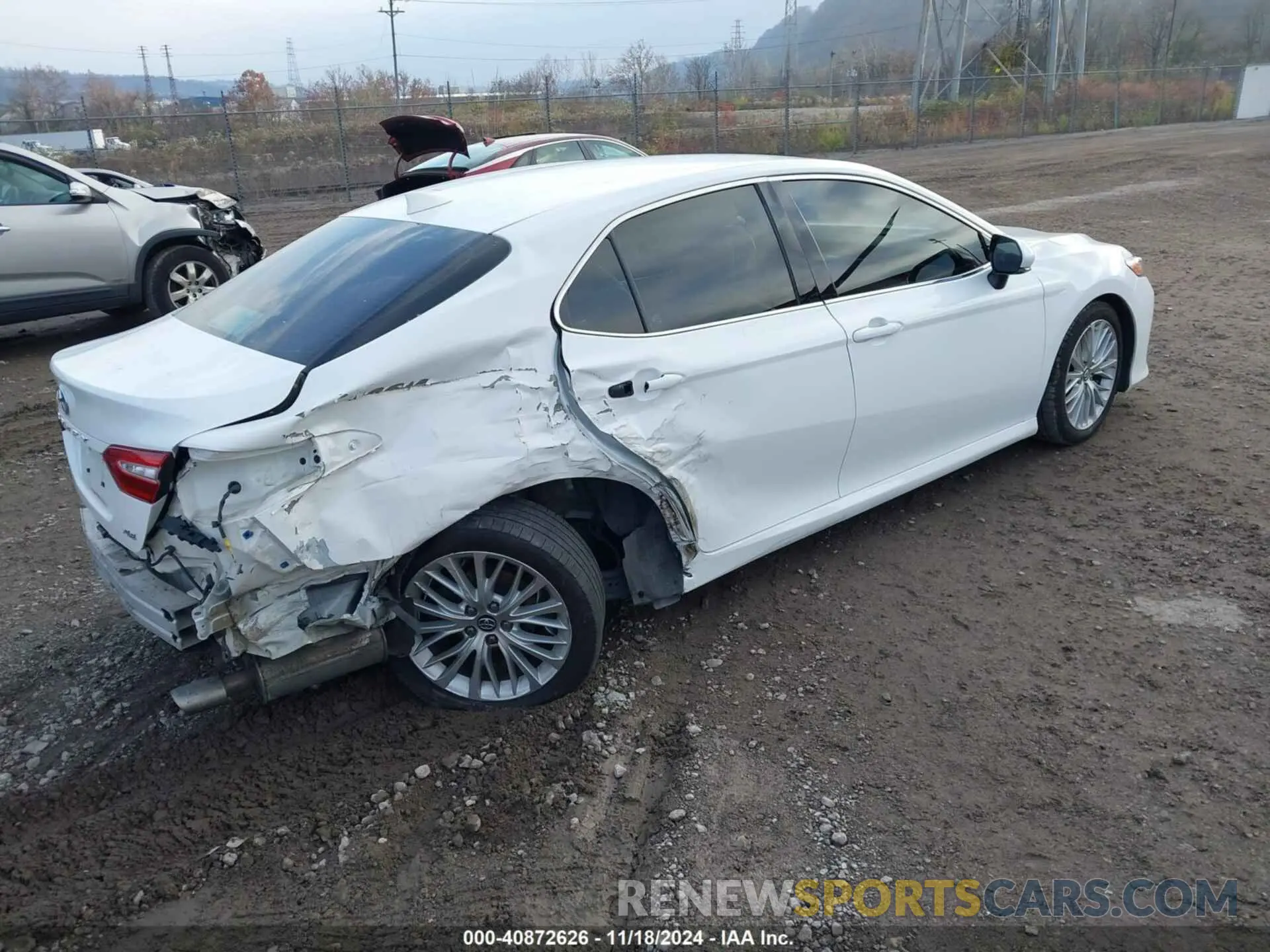 4 Фотография поврежденного автомобиля 4T1F11AKXLU886883 TOYOTA CAMRY 2020
