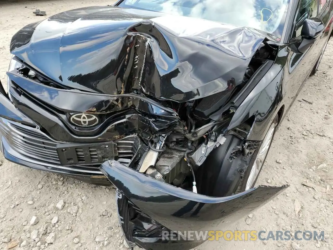9 Фотография поврежденного автомобиля 4T1F11BK7LU010755 TOYOTA CAMRY 2020