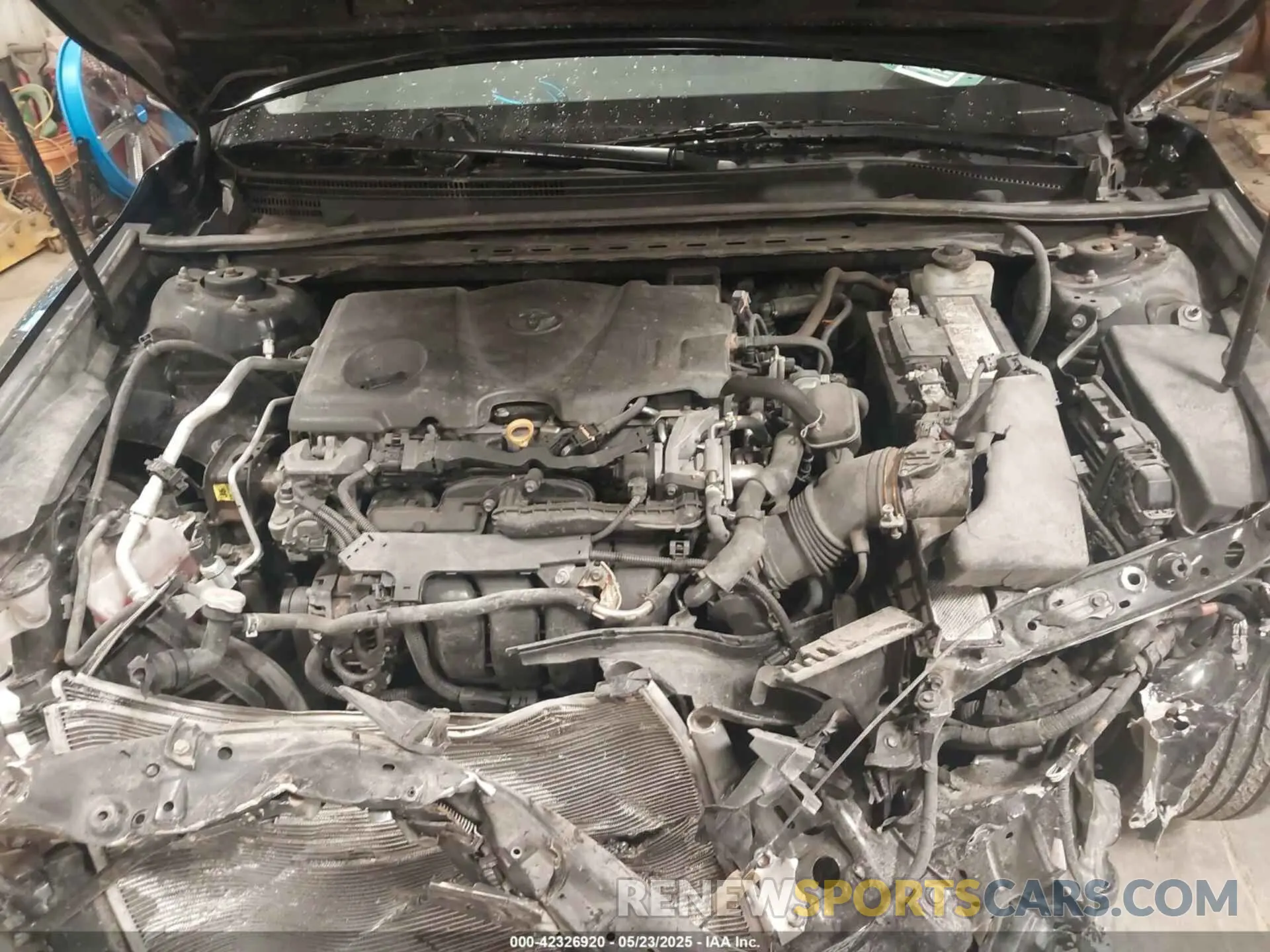 10 Photograph of a damaged car 4T1F11BK8LU009467 TOYOTA CAMRY 2020