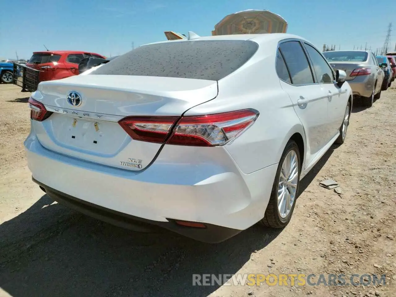 4 Фотография поврежденного автомобиля 4T1F31AK0LU524507 TOYOTA CAMRY 2020