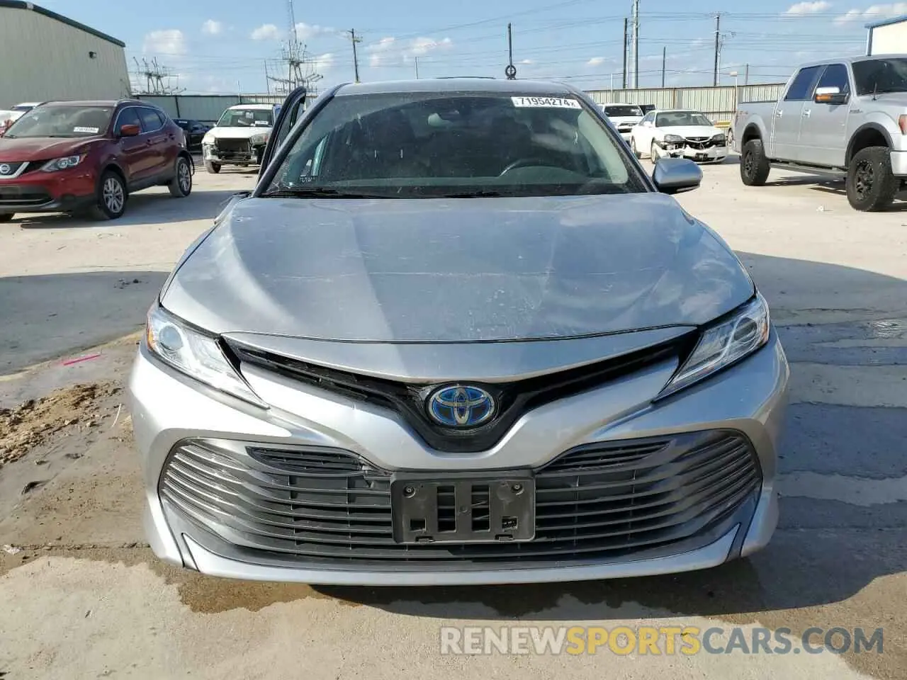 5 Photograph of a damaged car 4T1F31AK0LU525365 TOYOTA CAMRY 2020