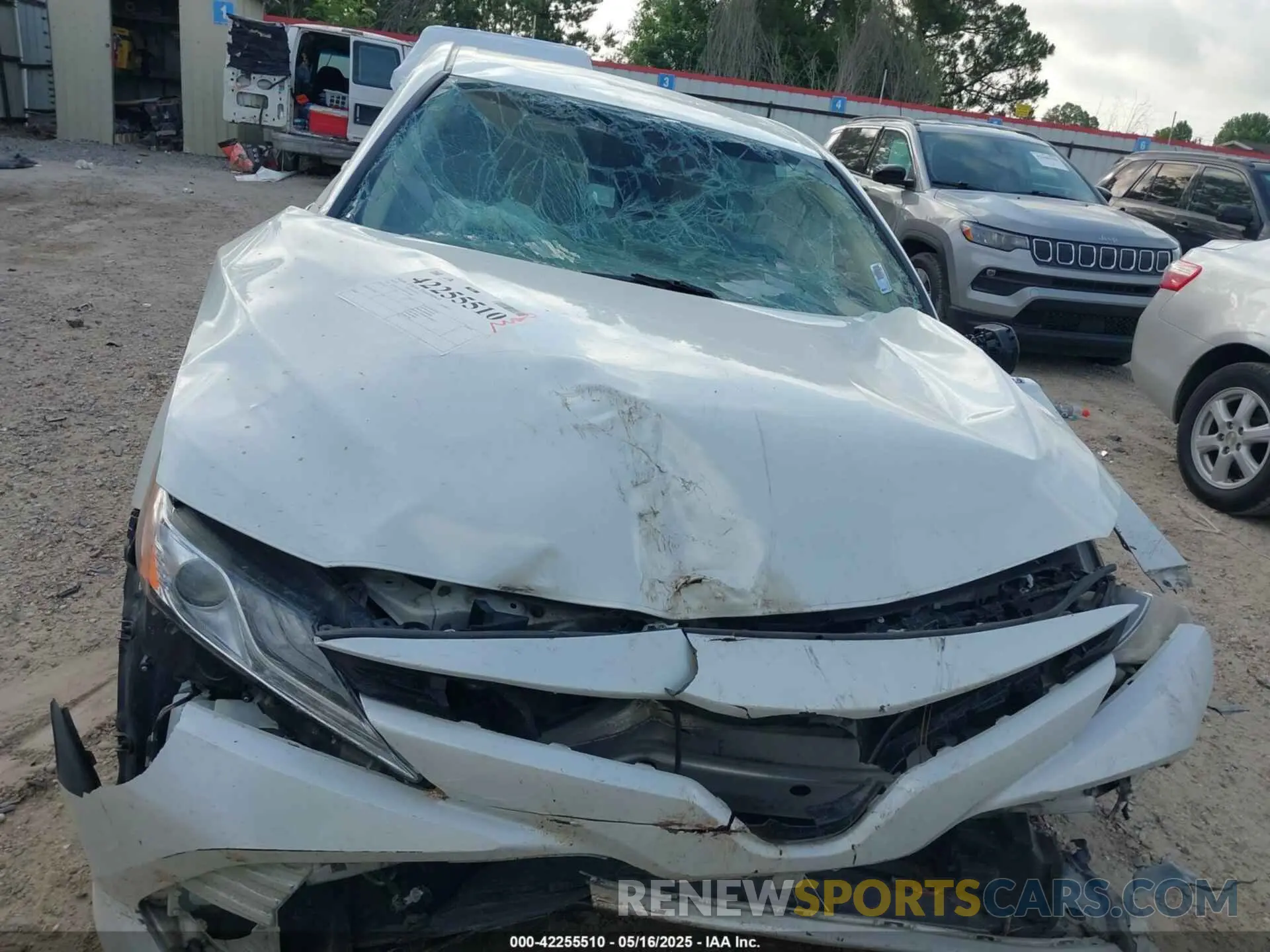 13 Photograph of a damaged car 4T1F31AK2LU523486 TOYOTA CAMRY 2020