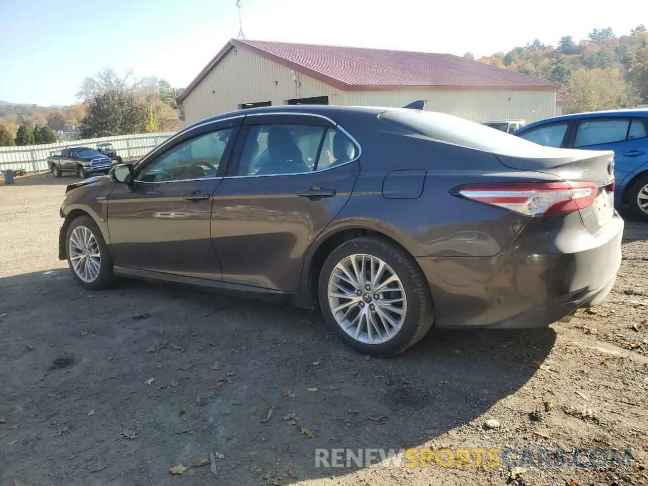 2 Photograph of a damaged car 4T1F31AK2LU526128 TOYOTA CAMRY 2020