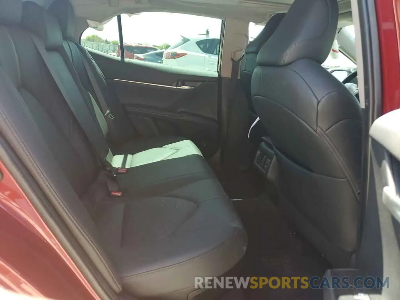 10 Фотография поврежденного автомобиля 4T1F31AK3LU012384 TOYOTA CAMRY 2020