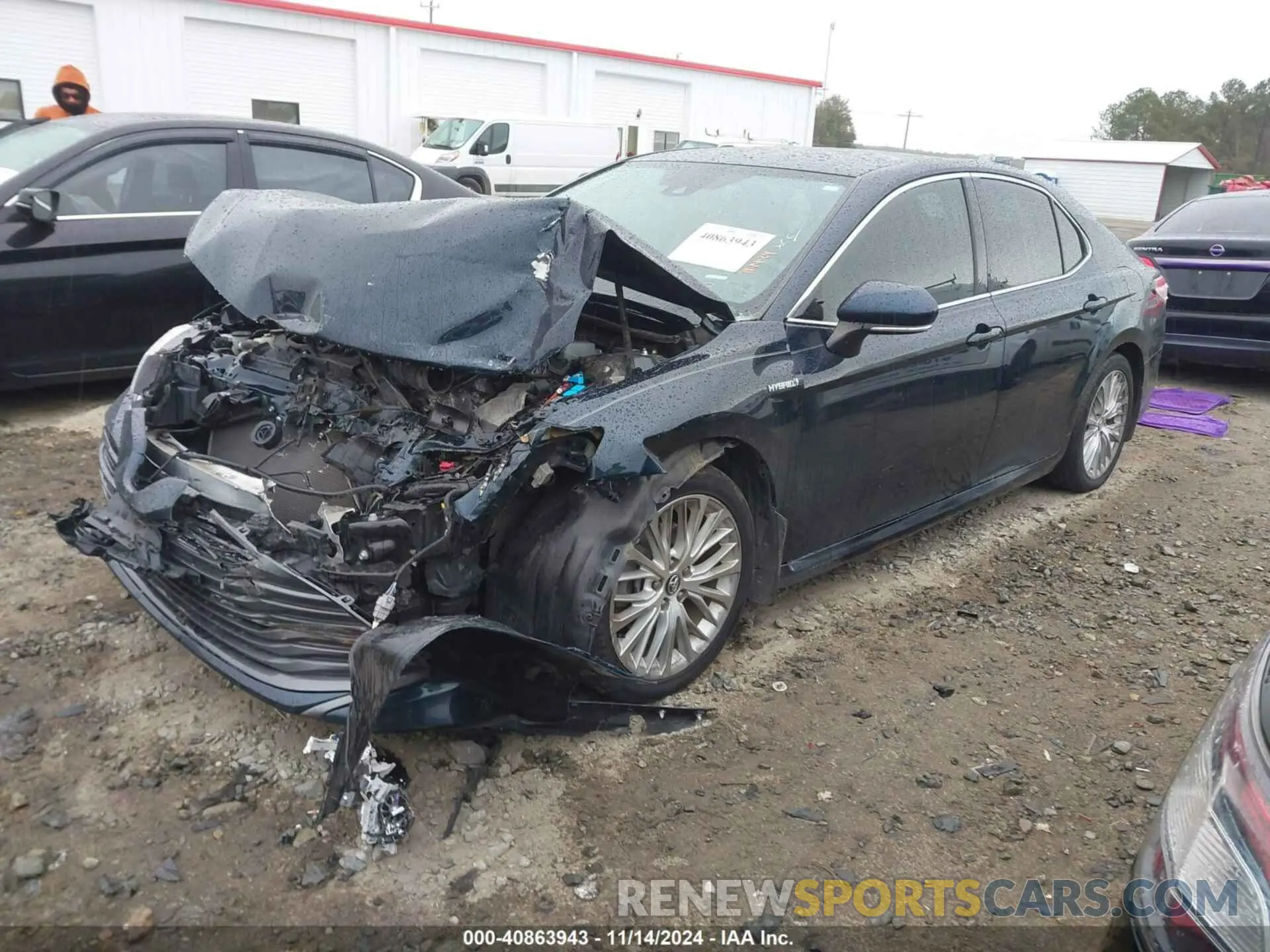 2 Photograph of a damaged car 4T1F31AK4LU530956 TOYOTA CAMRY 2020