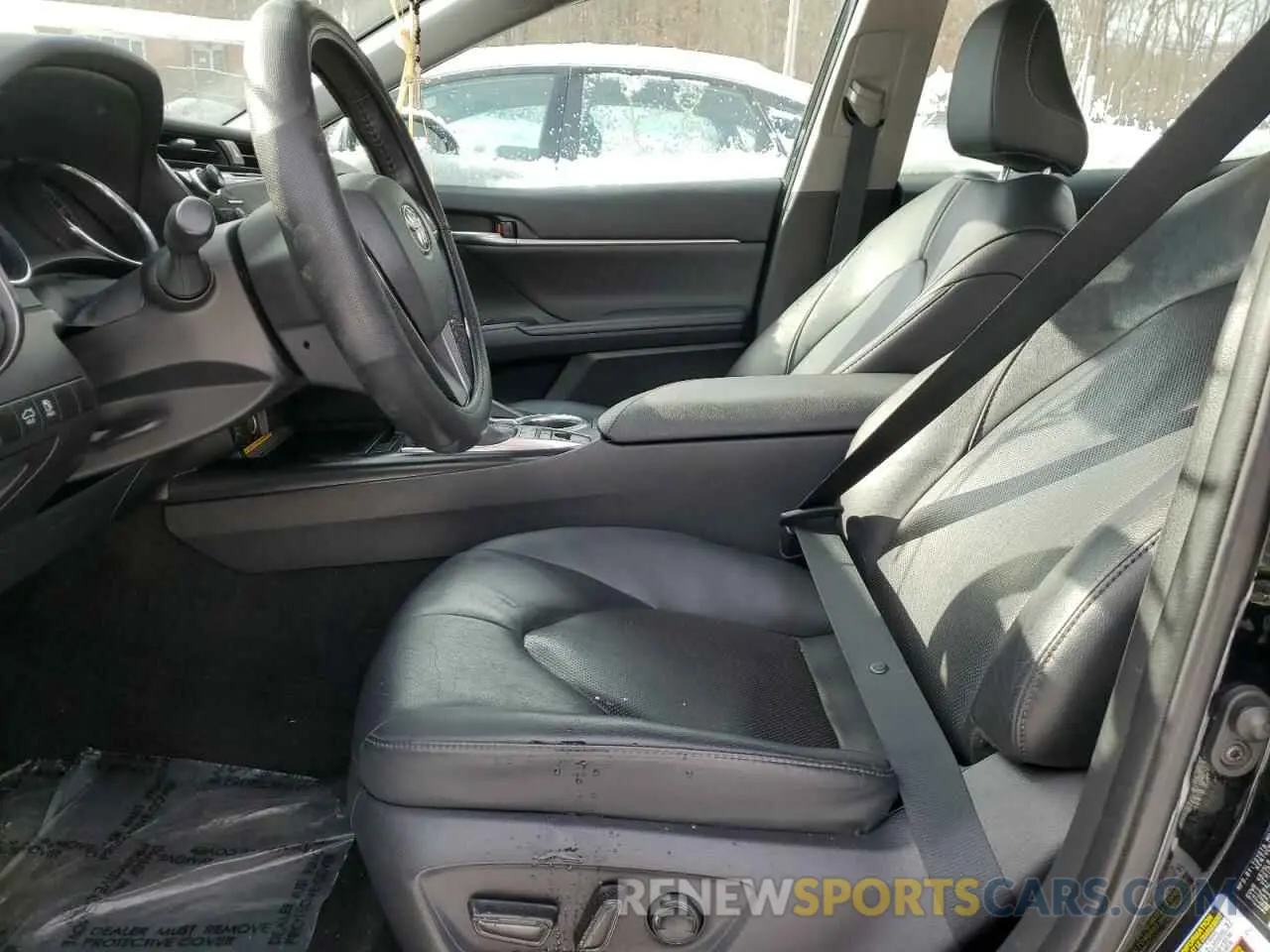 7 Photograph of a damaged car 4T1F31AK6LU539433 TOYOTA CAMRY 2020
