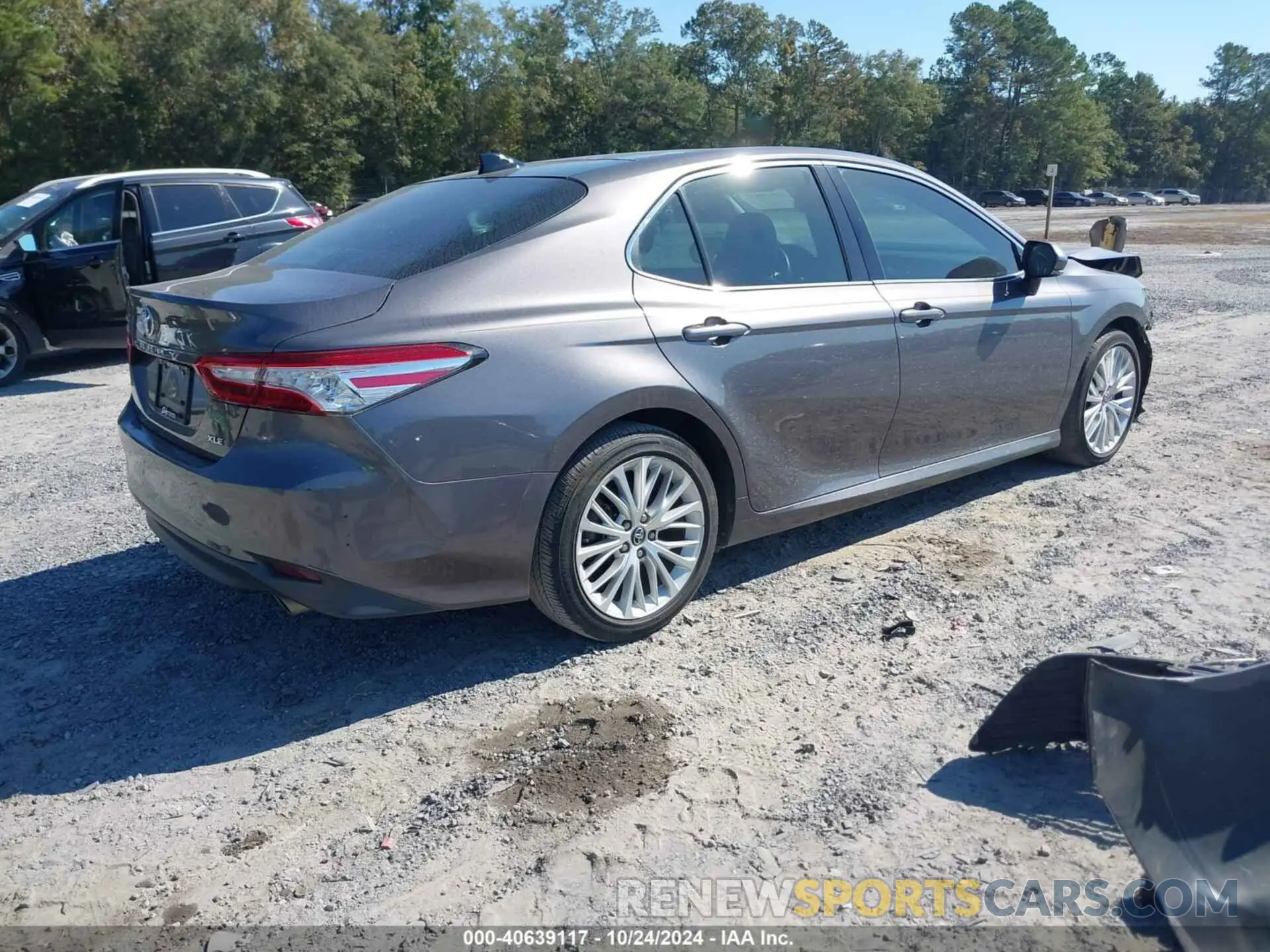 4 Photograph of a damaged car 4T1FZ1AK1LU033815 TOYOTA CAMRY 2020