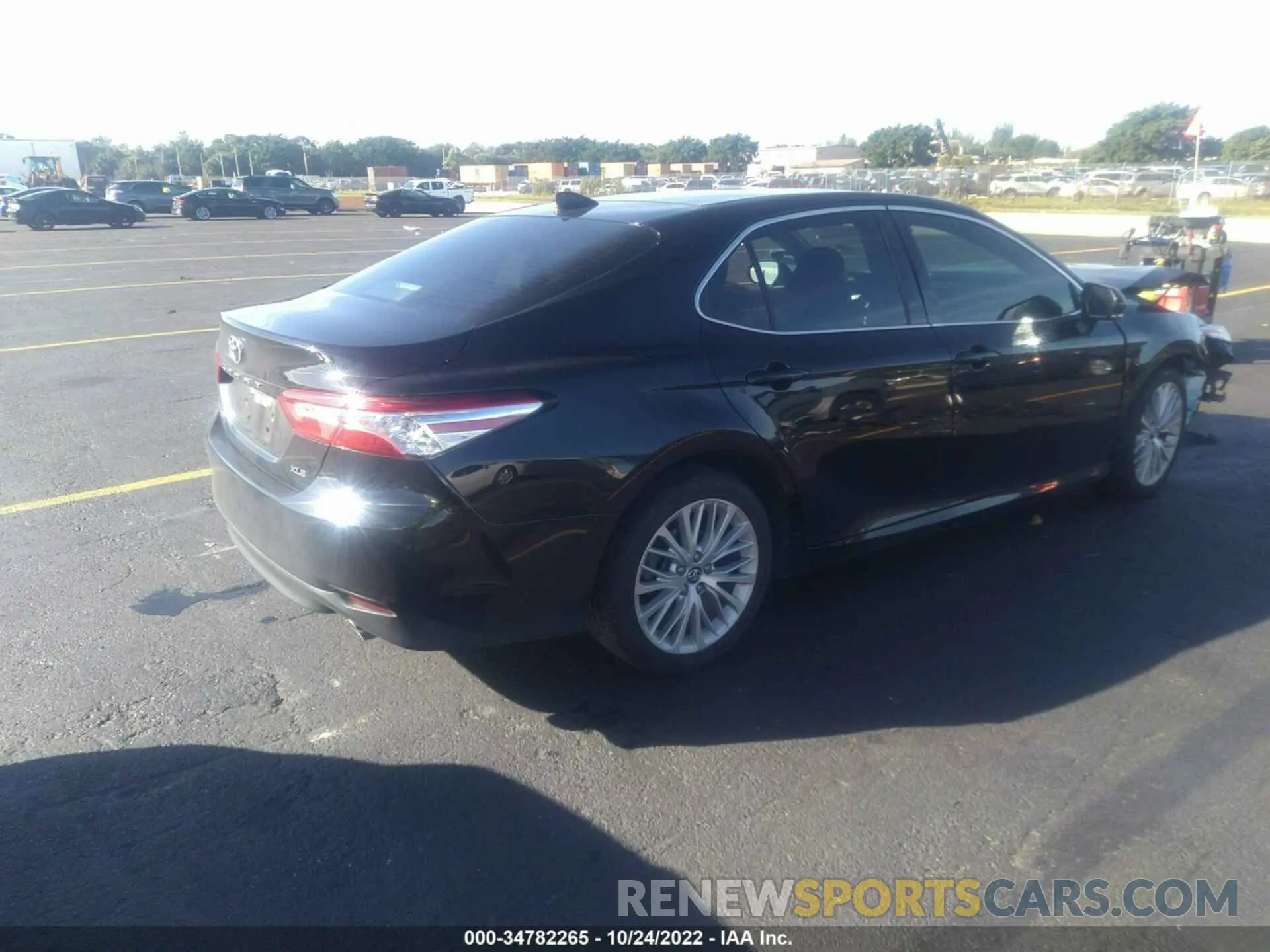 4 Photograph of a damaged car 4T1FZ1AK5LU033591 TOYOTA CAMRY 2020