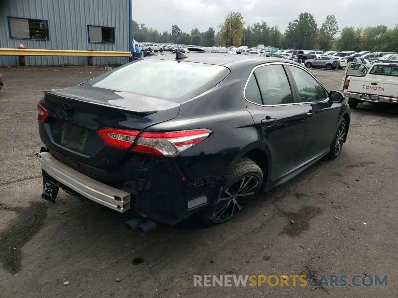 4 Фотография поврежденного автомобиля 4T1G11AK0LU311339 TOYOTA CAMRY 2020
