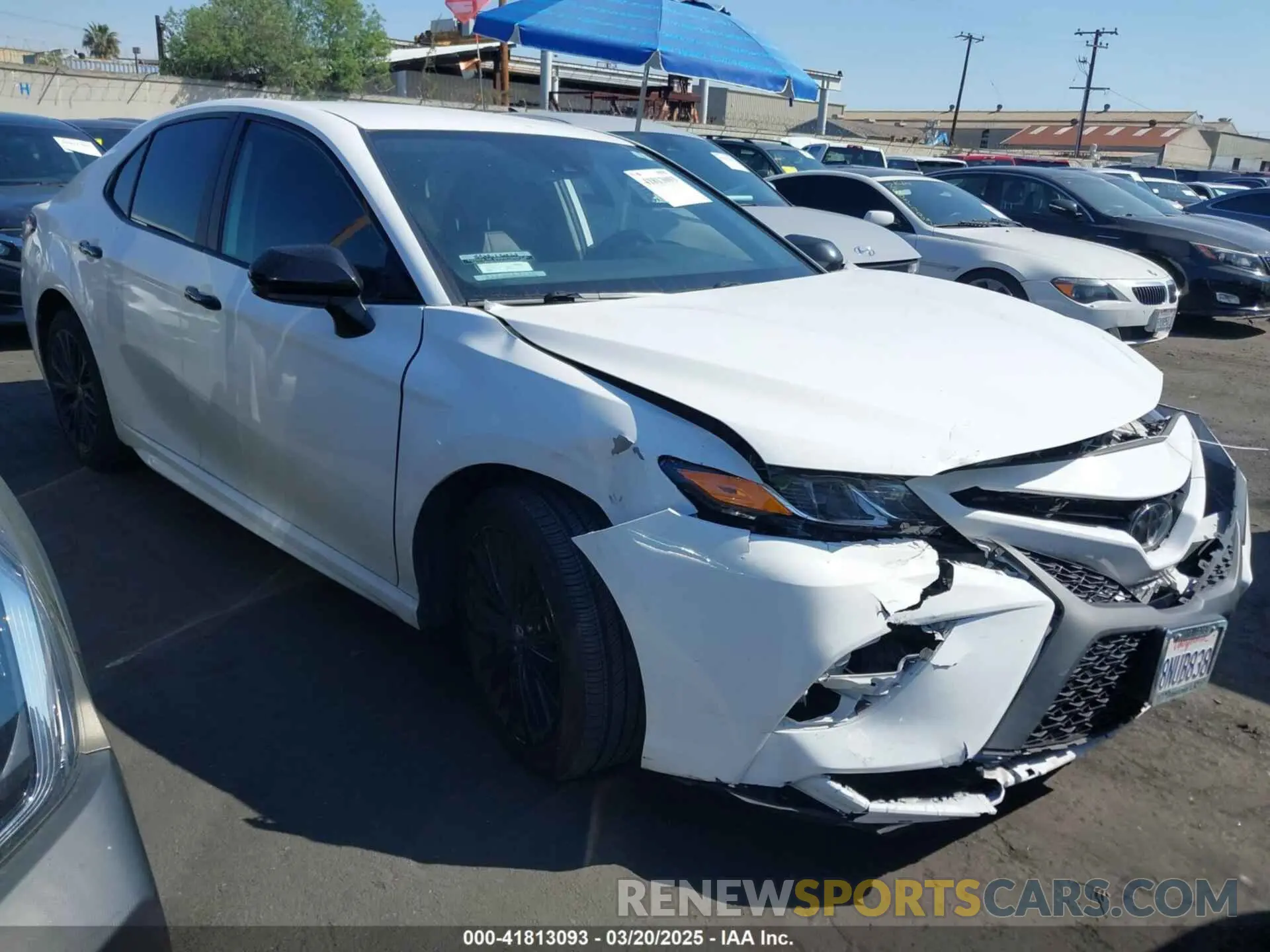 1 Фотография поврежденного автомобиля 4T1G11AK0LU321546 TOYOTA CAMRY 2020