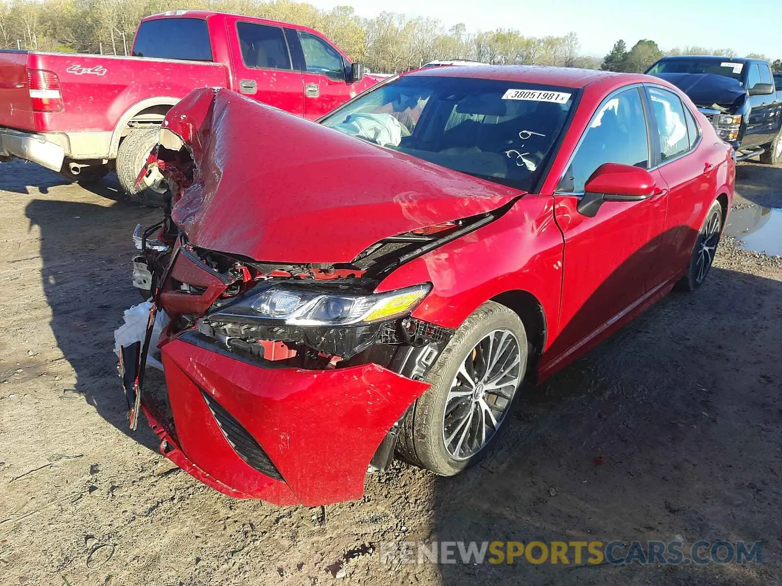 2 Photograph of a damaged car 4T1G11AK0LU356572 TOYOTA CAMRY 2020