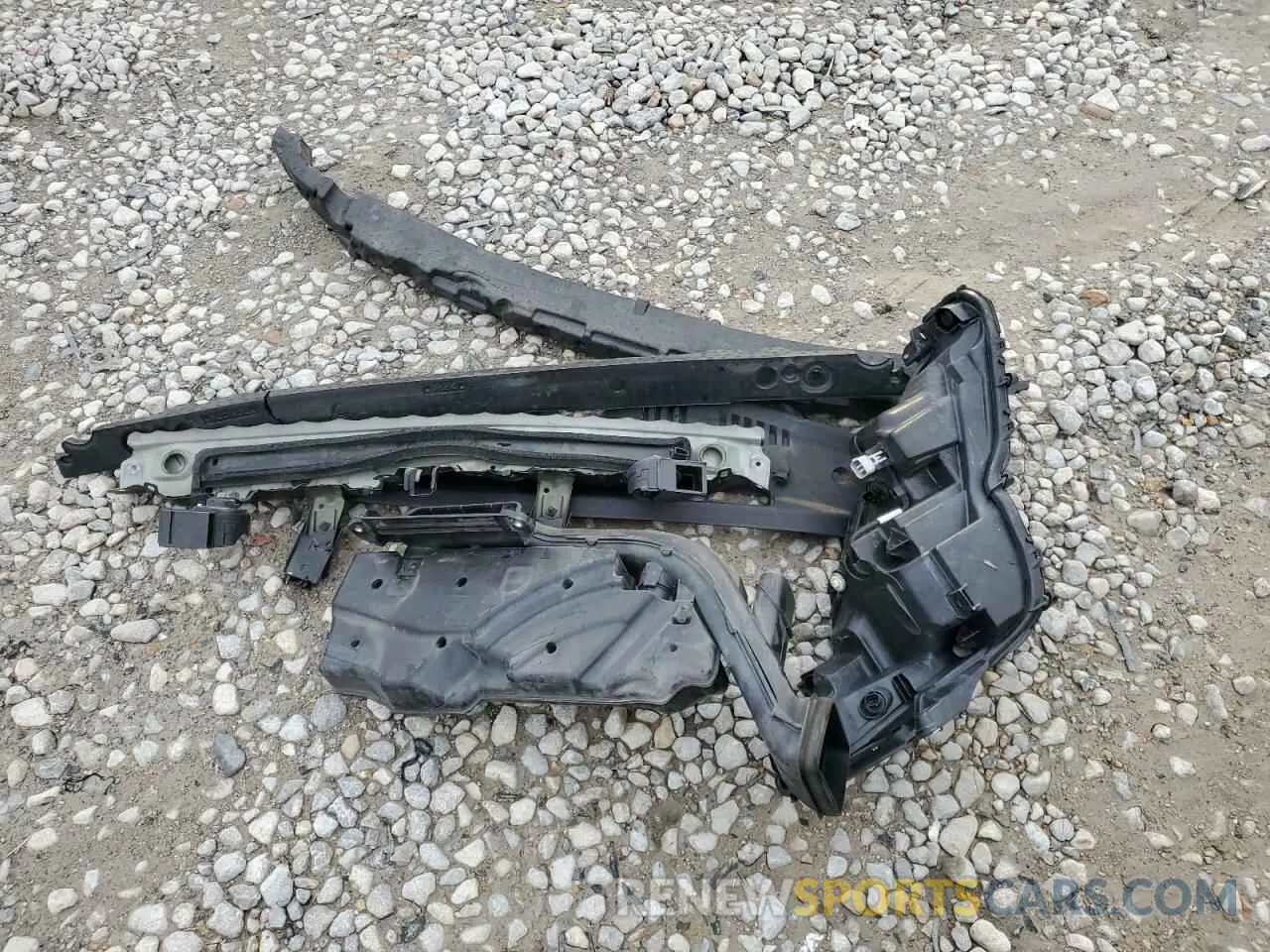 12 Фотография поврежденного автомобиля 4T1G11AK0LU369256 TOYOTA CAMRY 2020