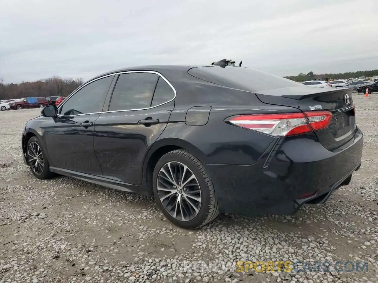 2 Фотография поврежденного автомобиля 4T1G11AK0LU369256 TOYOTA CAMRY 2020