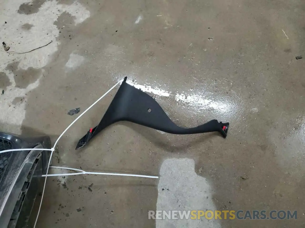 12 Photograph of a damaged car 4T1G11AK0LU371251 TOYOTA CAMRY 2020