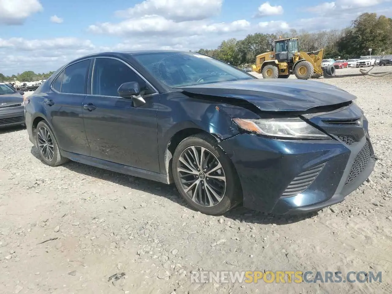 4 Photograph of a damaged car 4T1G11AK0LU389653 TOYOTA CAMRY 2020