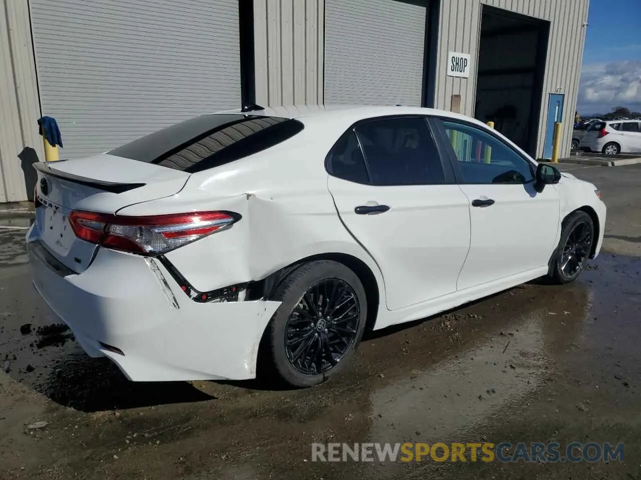 3 Фотография поврежденного автомобиля 4T1G11AK0LU396988 TOYOTA CAMRY 2020