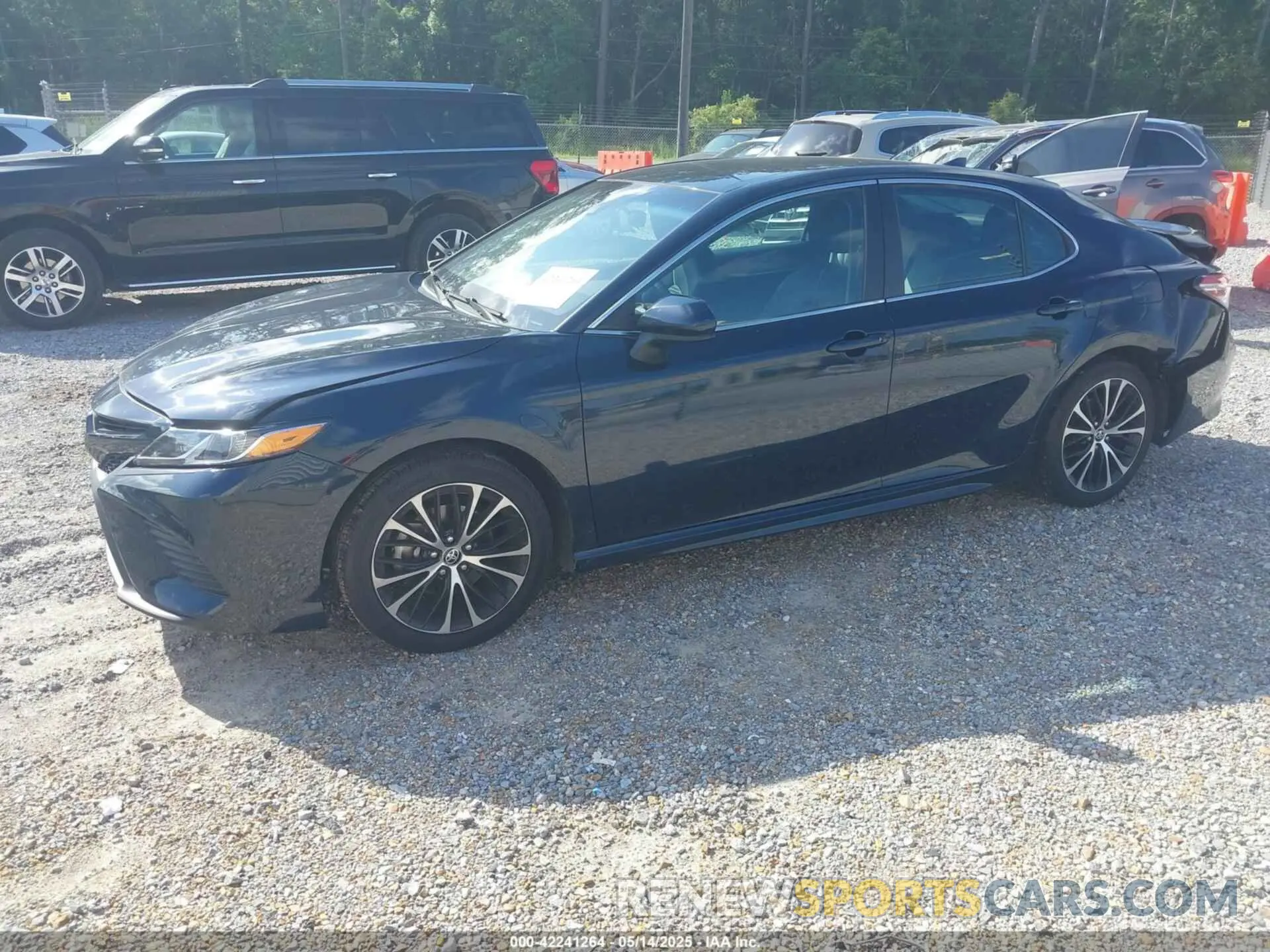 2 Photograph of a damaged car 4T1G11AK0LU501612 TOYOTA CAMRY 2020