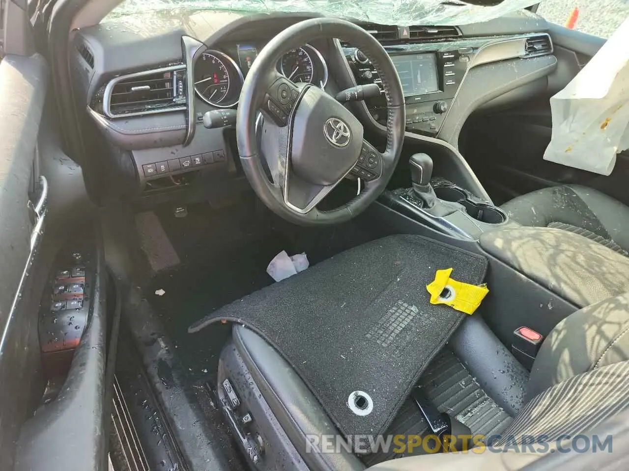 8 Photograph of a damaged car 4T1G11AK0LU878781 TOYOTA CAMRY 2020