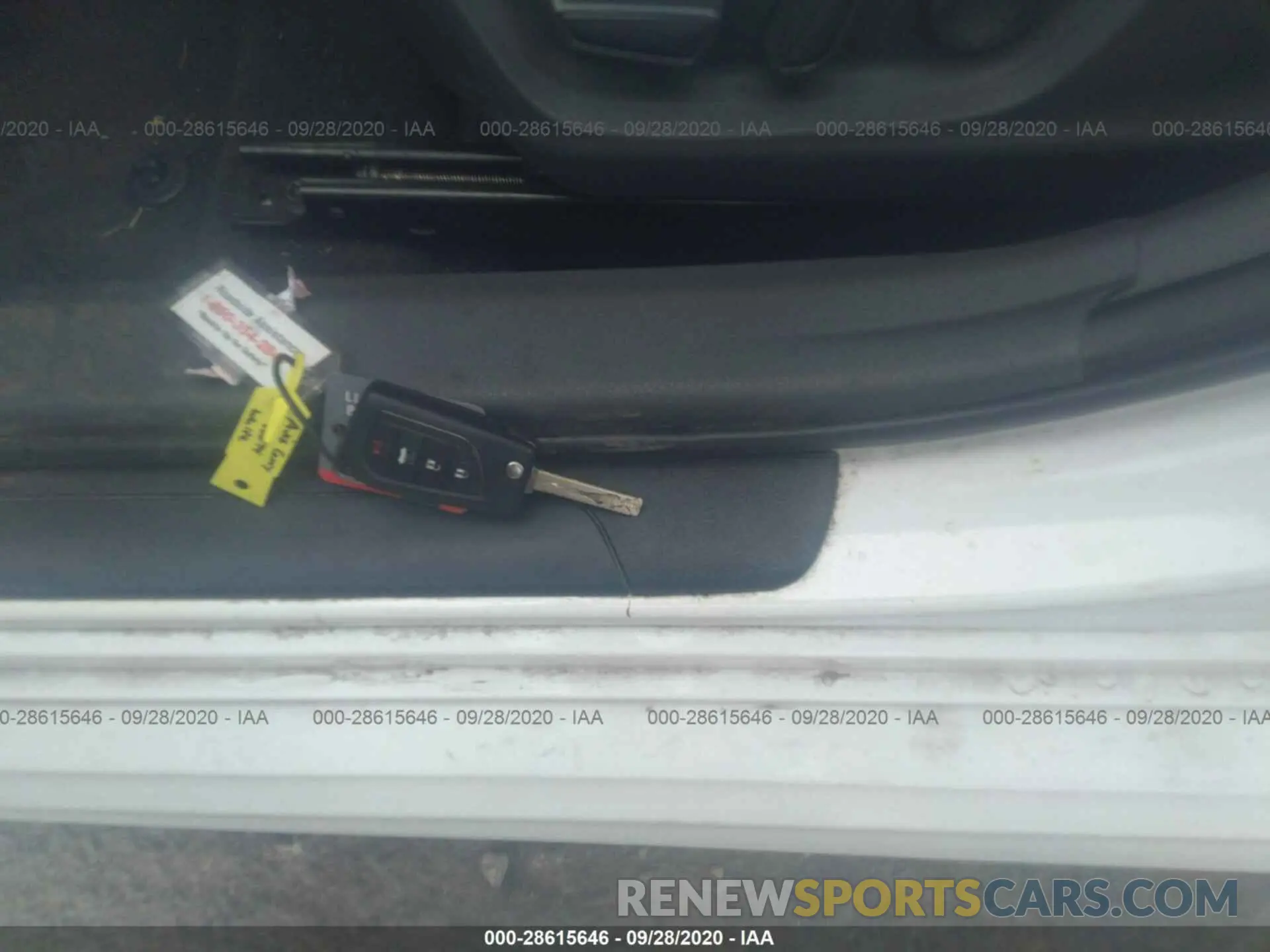 11 Photograph of a damaged car 4T1G11AK0LU895001 TOYOTA CAMRY 2020