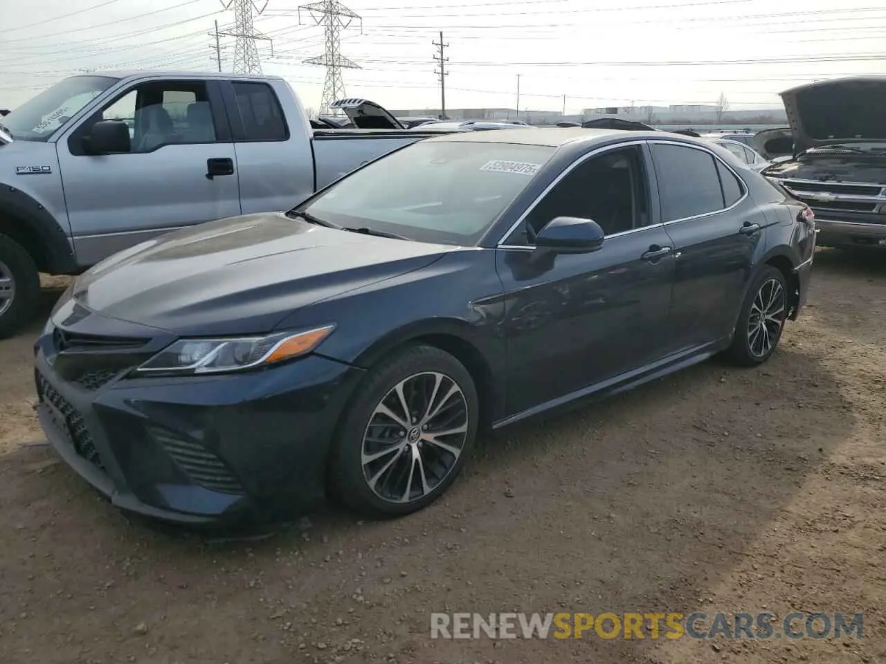1 Фотография поврежденного автомобиля 4T1G11AK0LU900472 TOYOTA CAMRY 2020