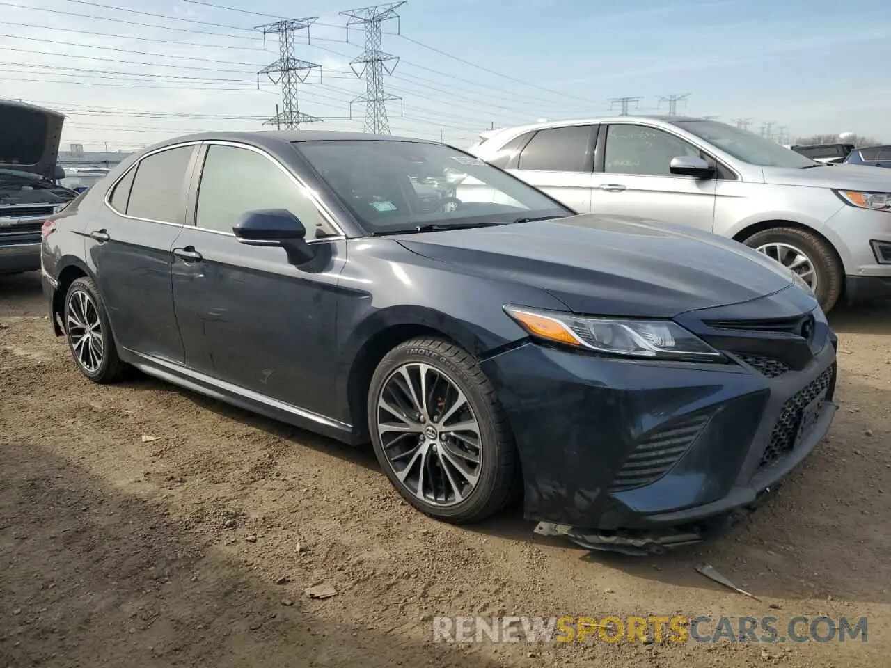 4 Фотография поврежденного автомобиля 4T1G11AK0LU900472 TOYOTA CAMRY 2020