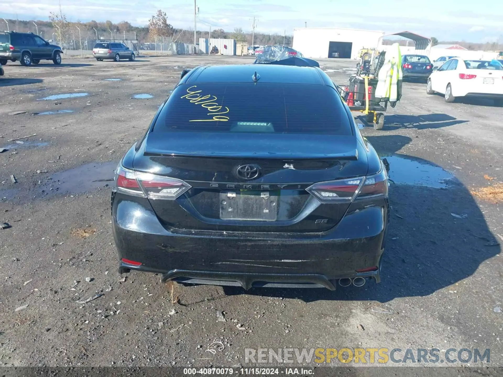 16 Photograph of a damaged car 4T1G11AK0LU900648 TOYOTA CAMRY 2020