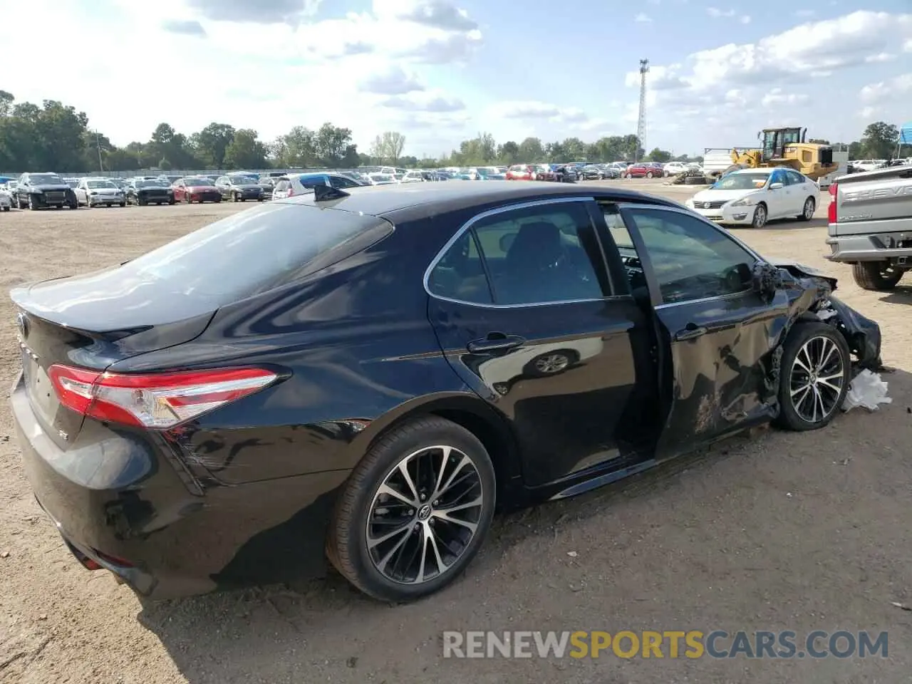 3 Photograph of a damaged car 4T1G11AK0LU905137 TOYOTA CAMRY 2020