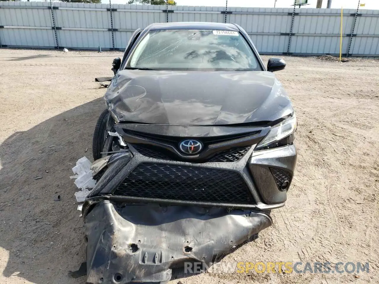 5 Photograph of a damaged car 4T1G11AK0LU905137 TOYOTA CAMRY 2020