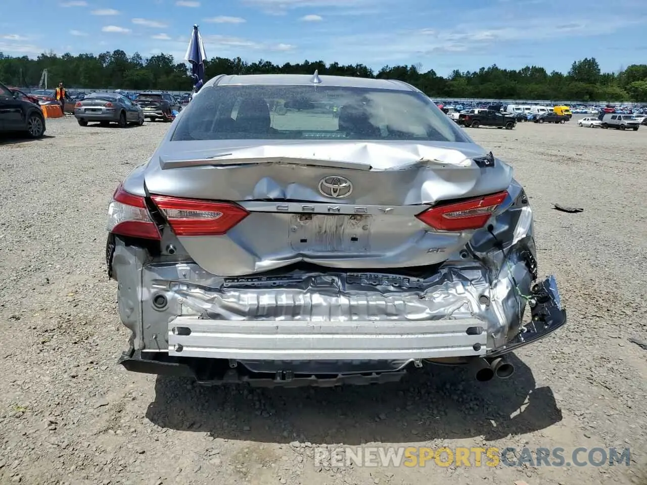 6 Photograph of a damaged car 4T1G11AK0LU910547 TOYOTA CAMRY 2020