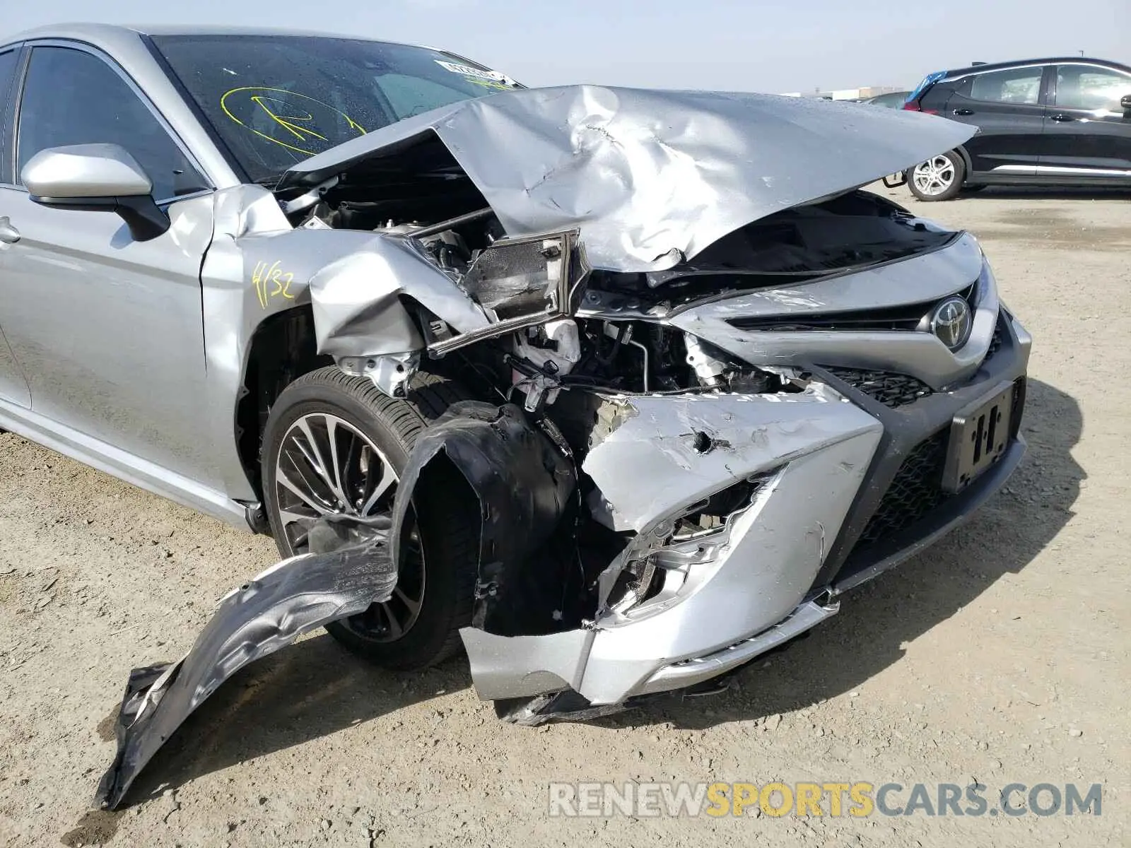 9 Фотография поврежденного автомобиля 4T1G11AK0LU911410 TOYOTA CAMRY 2020