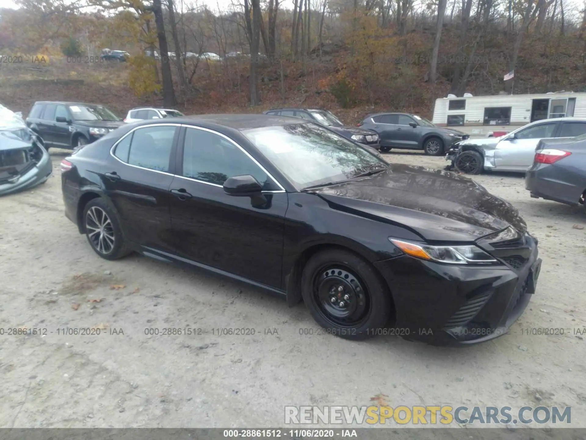 1 Photograph of a damaged car 4T1G11AK0LU913481 TOYOTA CAMRY 2020