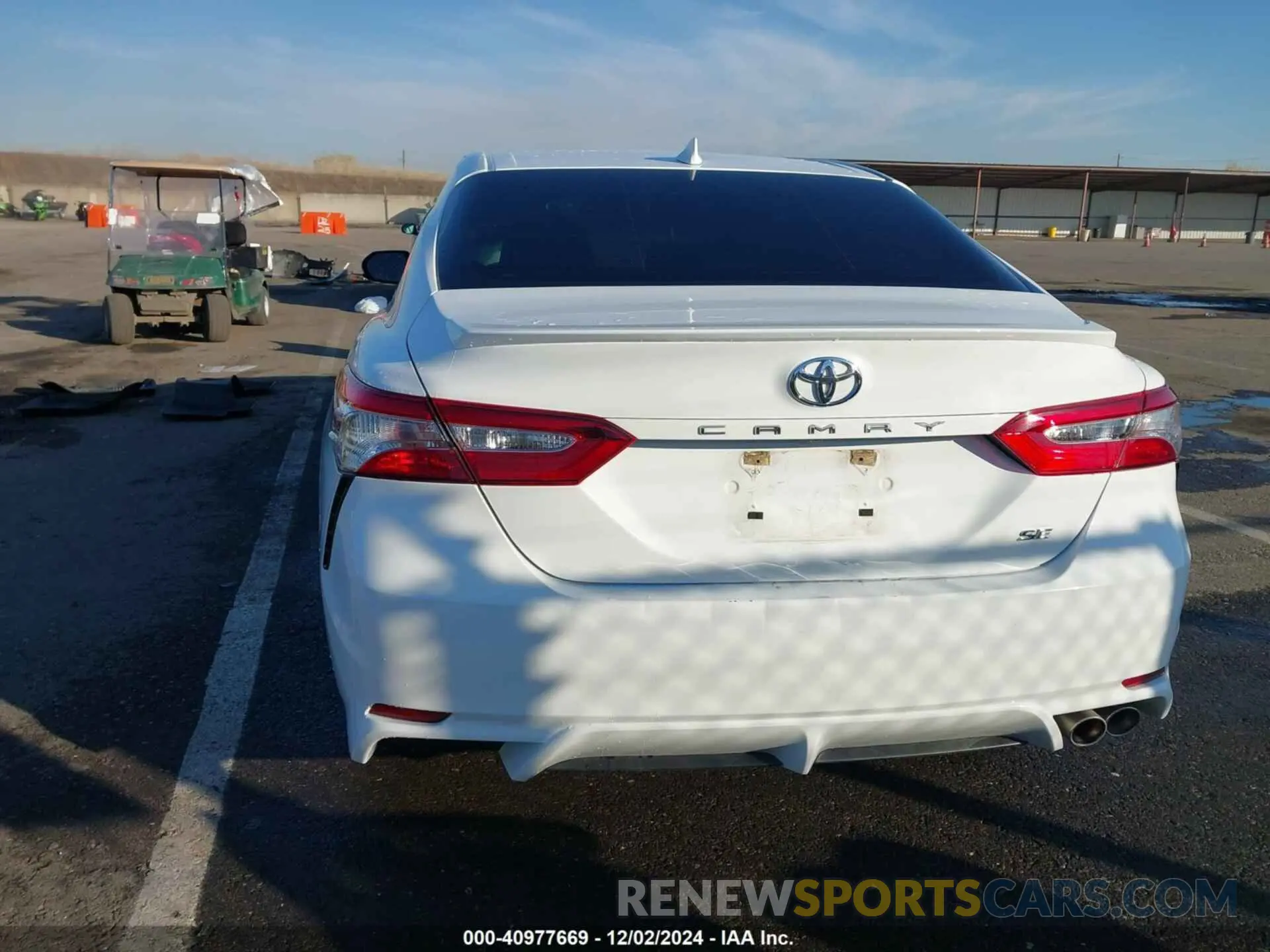 17 Photograph of a damaged car 4T1G11AK0LU917983 TOYOTA CAMRY 2020