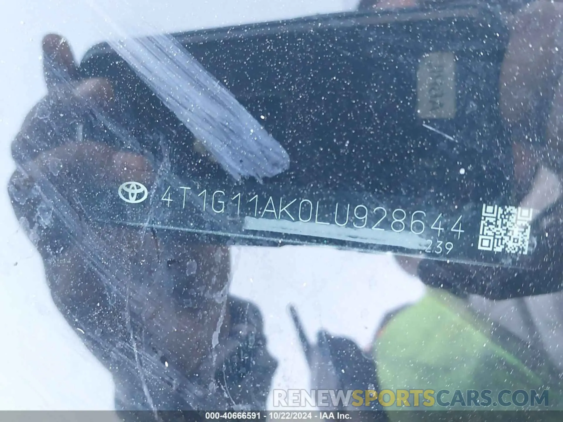 9 Фотография поврежденного автомобиля 4T1G11AK0LU928644 TOYOTA CAMRY 2020