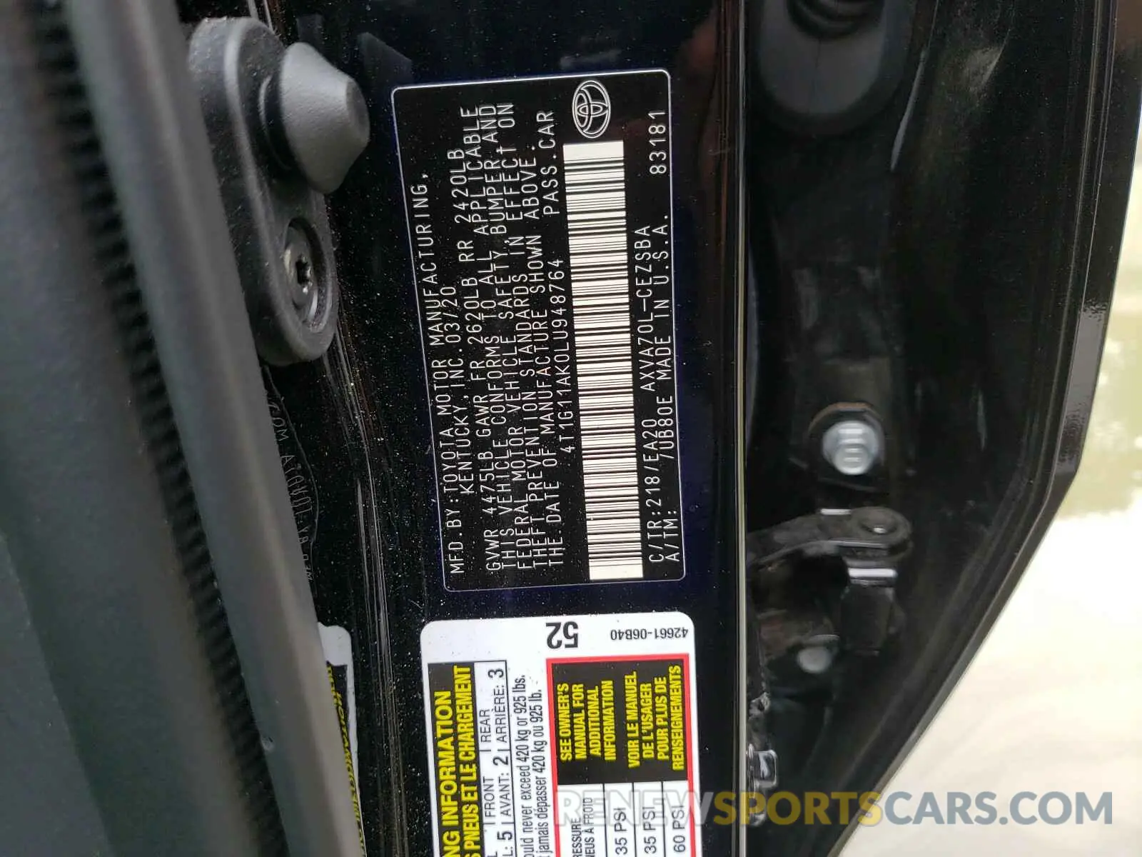 10 Photograph of a damaged car 4T1G11AK0LU948764 TOYOTA CAMRY 2020