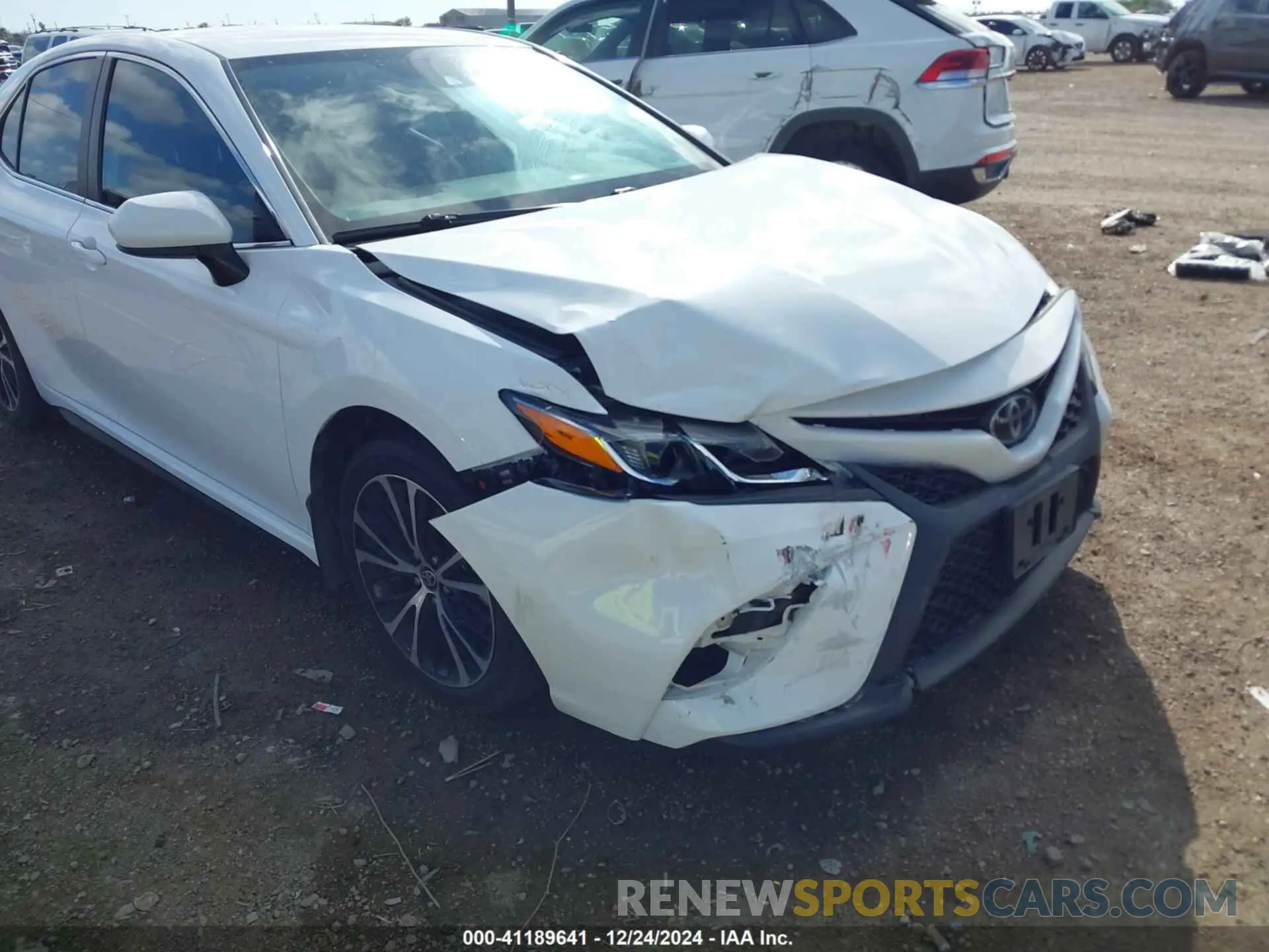 6 Фотография поврежденного автомобиля 4T1G11AK0LU957688 TOYOTA CAMRY 2020