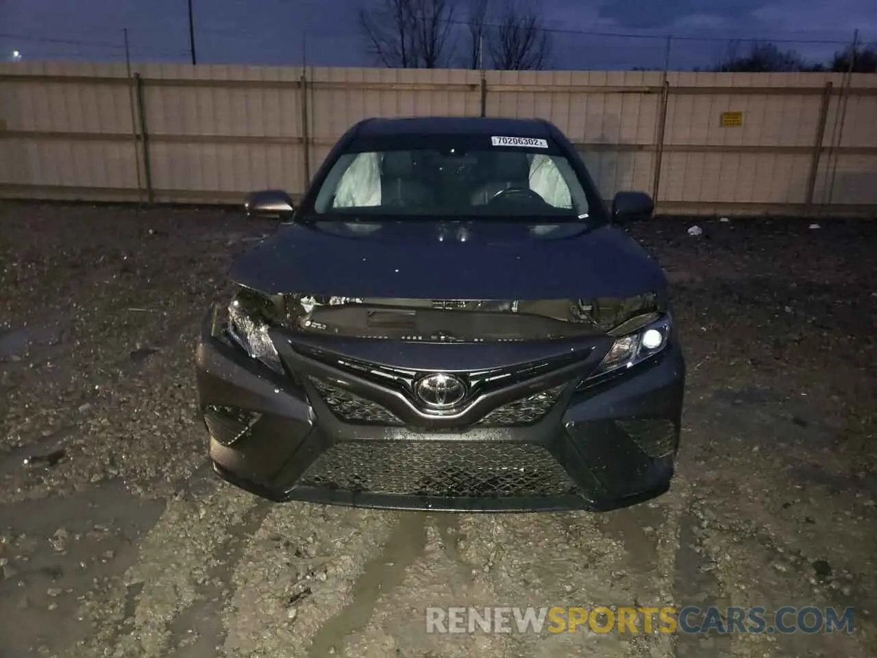 5 Photograph of a damaged car 4T1G11AK0LU970666 TOYOTA CAMRY 2020