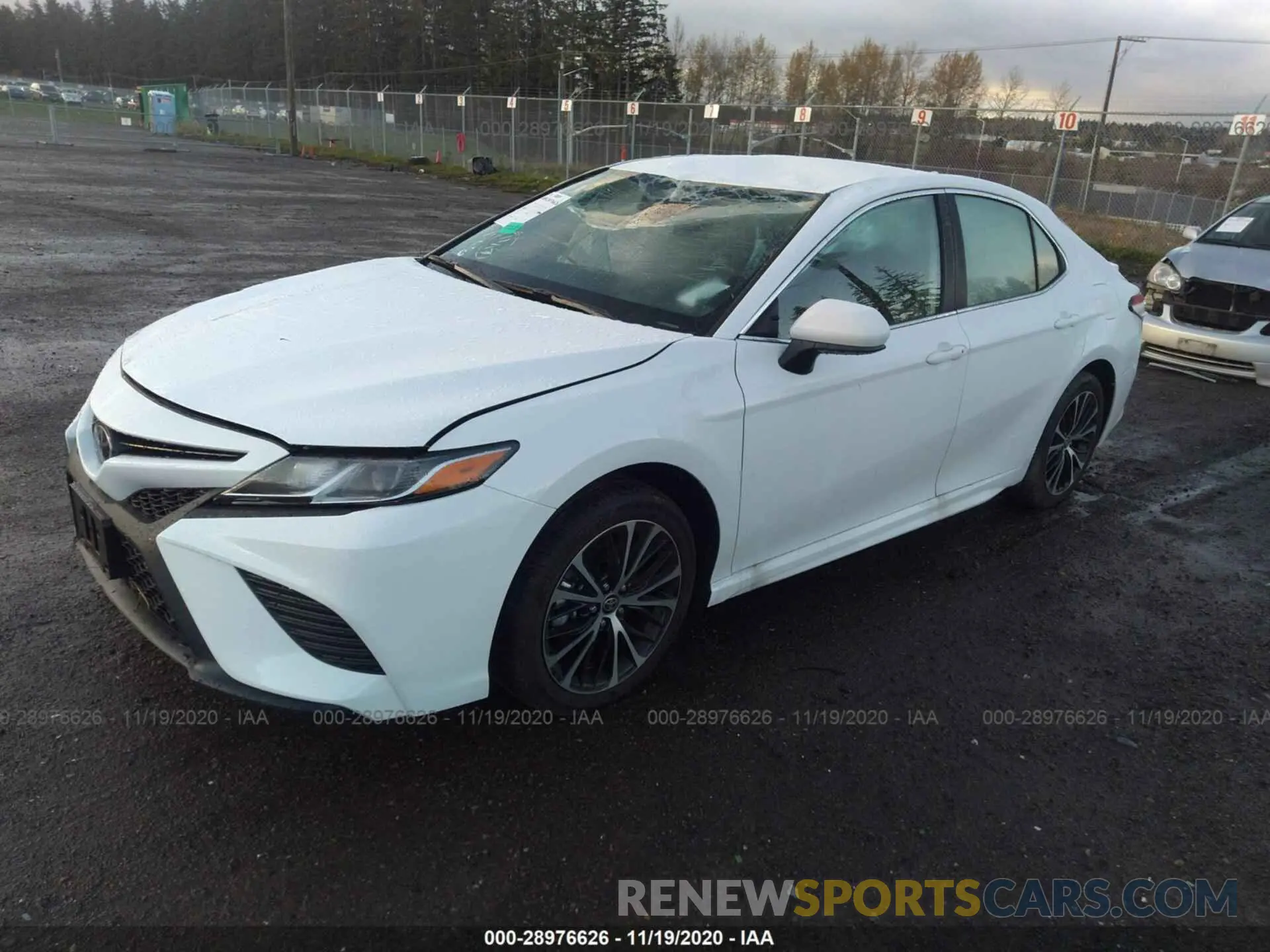 2 Photograph of a damaged car 4T1G11AK0LU973096 TOYOTA CAMRY 2020