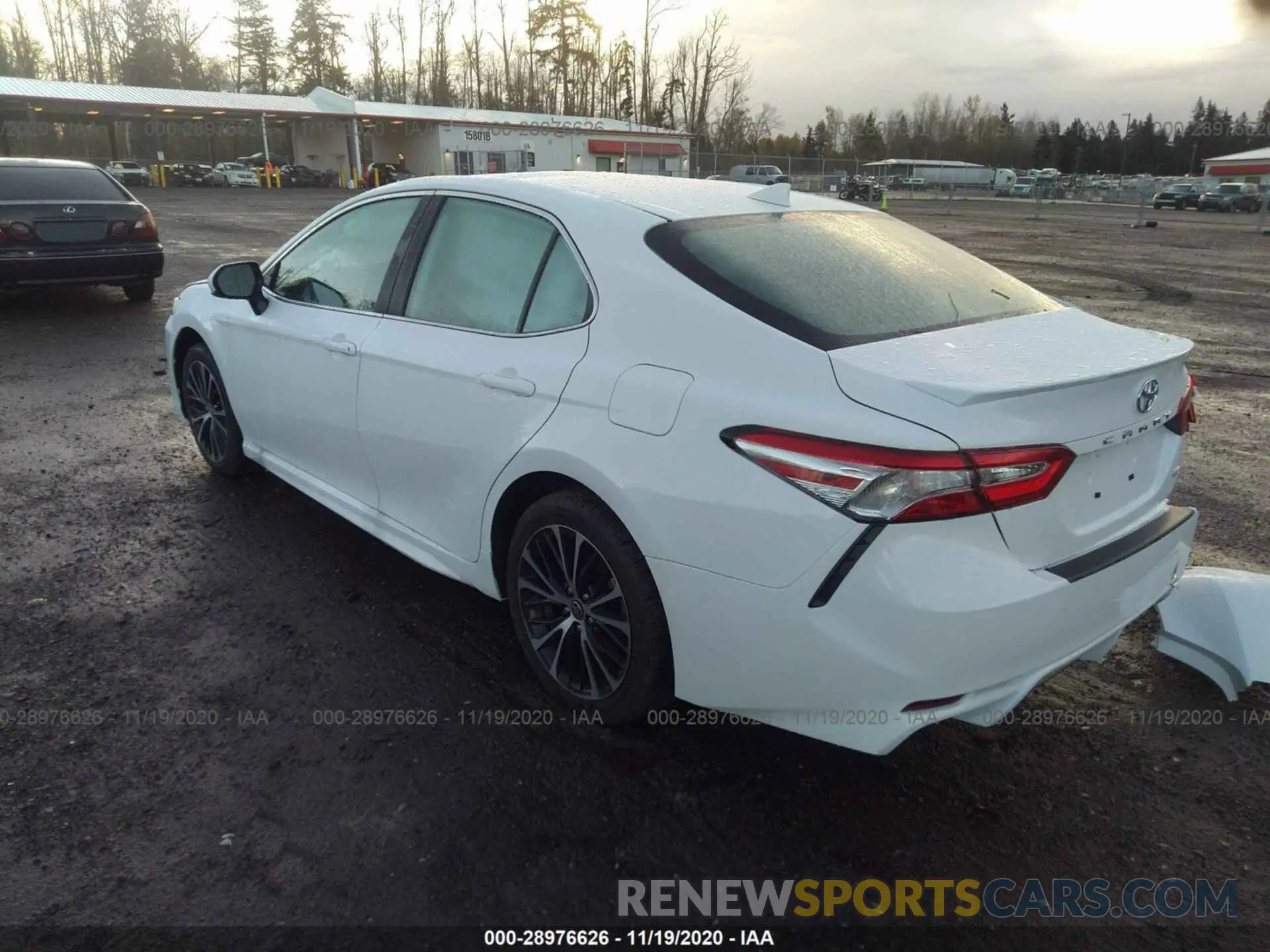 3 Photograph of a damaged car 4T1G11AK0LU973096 TOYOTA CAMRY 2020