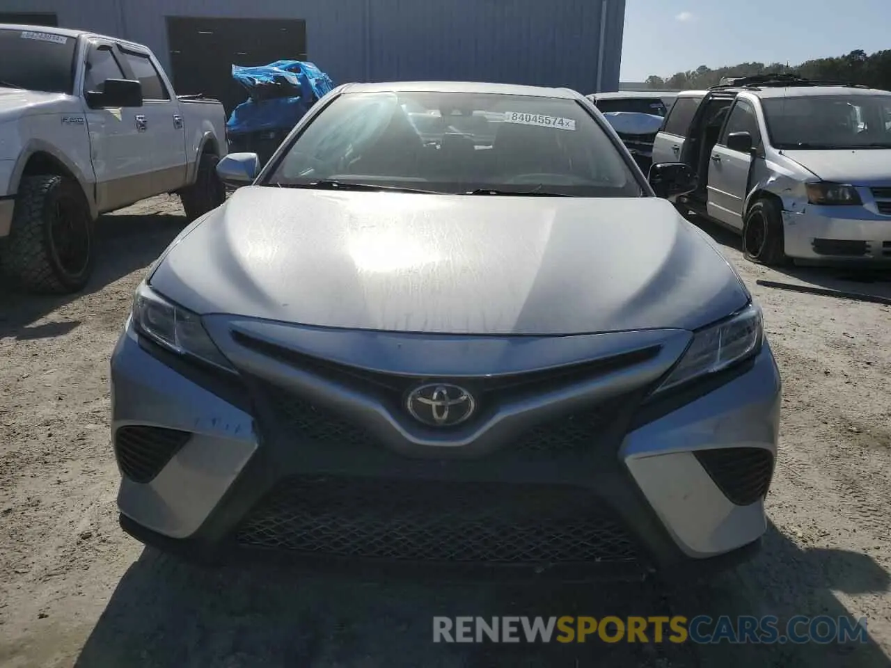 5 Photograph of a damaged car 4T1G11AK0LU995907 TOYOTA CAMRY 2020