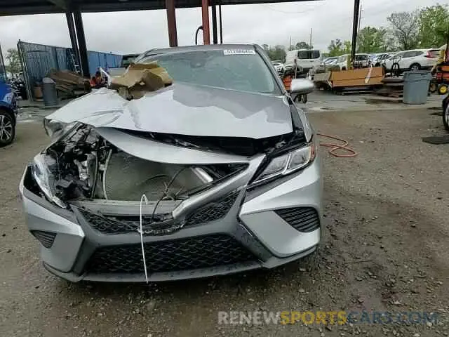 13 Photograph of a damaged car 4T1G11AK1LU336234 TOYOTA CAMRY 2020