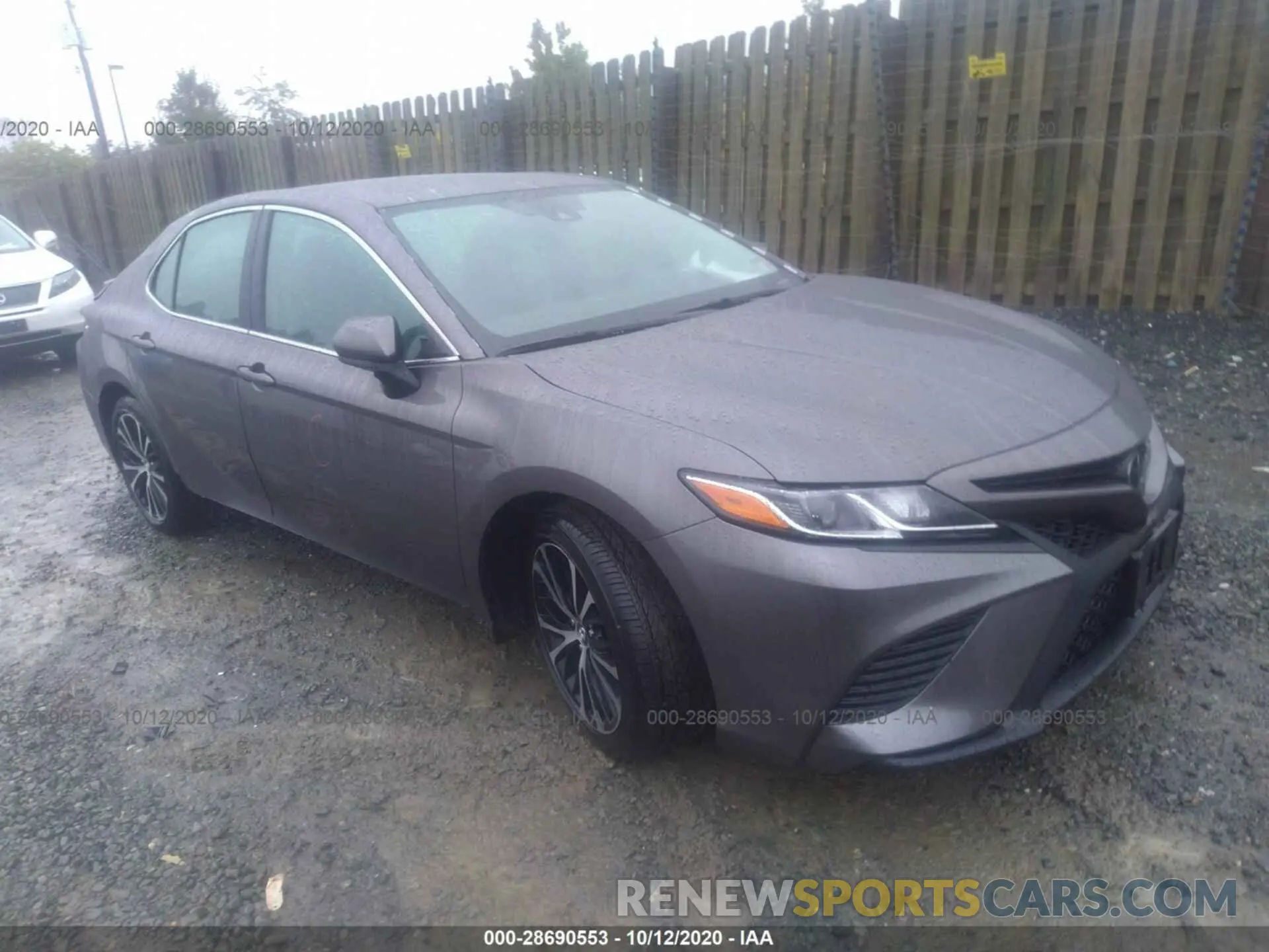 1 Photograph of a damaged car 4T1G11AK1LU340493 TOYOTA CAMRY 2020