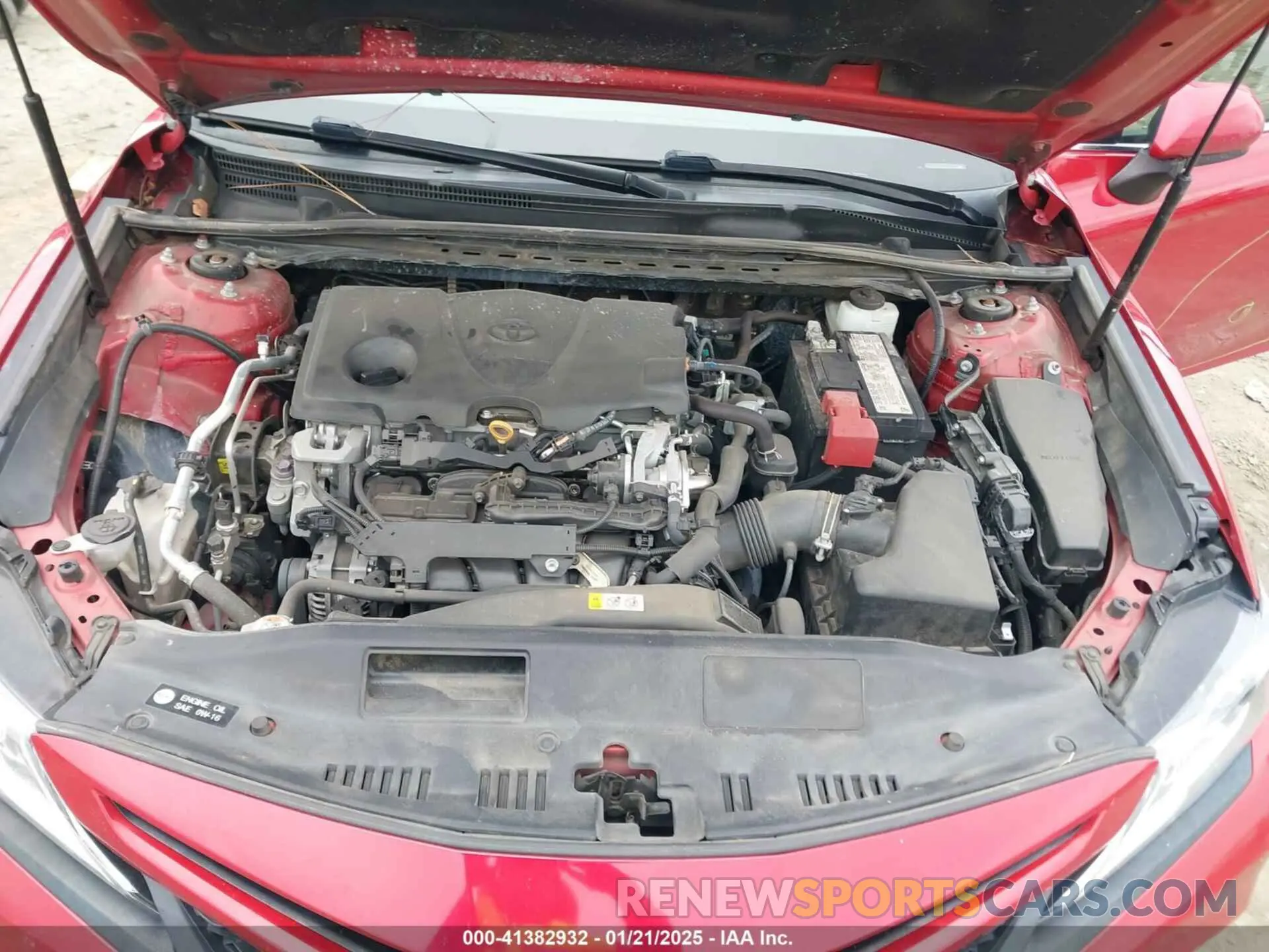 10 Photograph of a damaged car 4T1G11AK1LU352661 TOYOTA CAMRY 2020